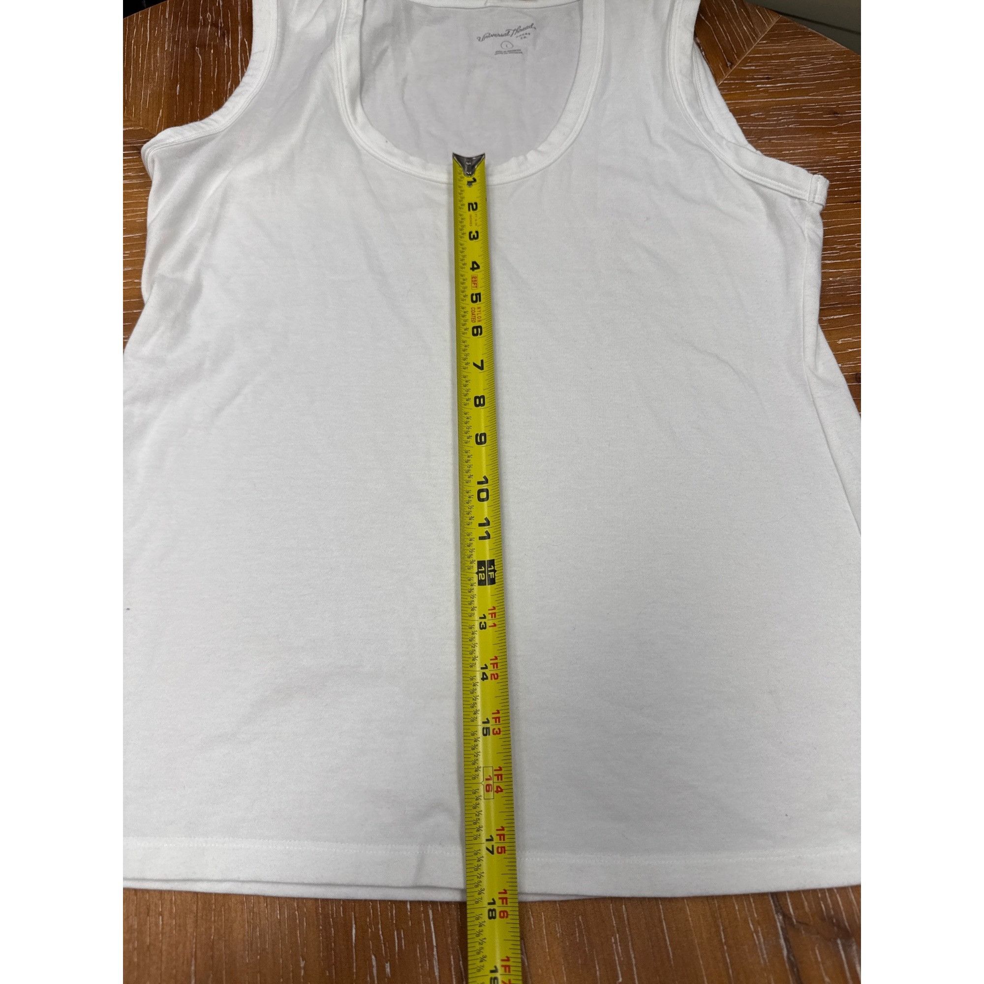 Other Universal Thread White Tank Top L Cotton/Polyester Blend Sco Size L / US 10 / IT 46 - 3 Thumbnail