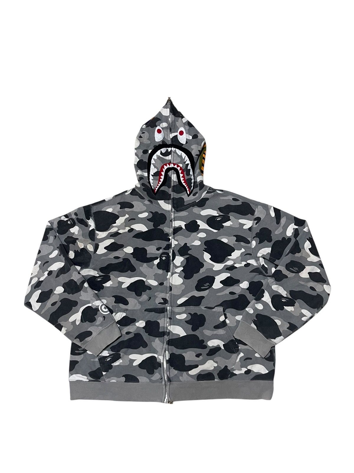 Bape Vintage Bape A Bathing Ape Camo Fullzipper Size US L / EU 52-54 / 3 - 1 Thumbnail