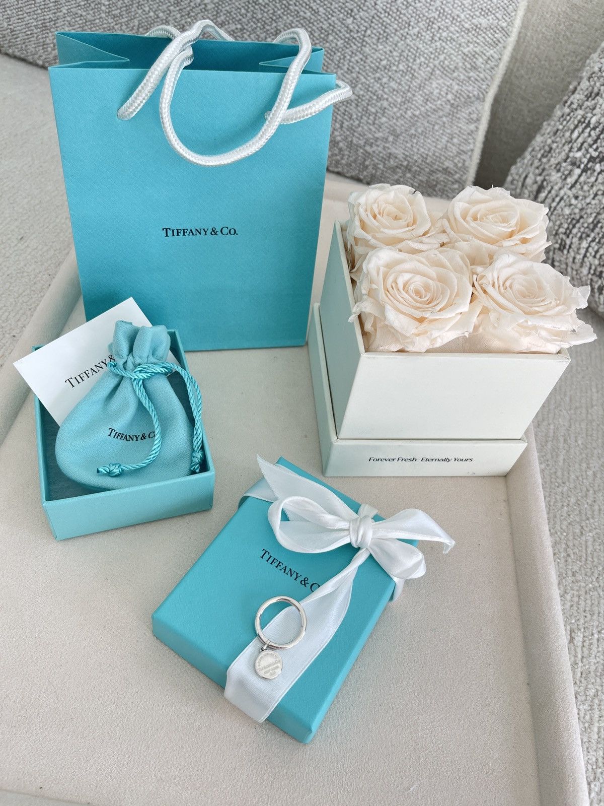 Tiffany & Co. Return To Tiffany Round Charm Ring Silver 5.75 NEW $650 Size ONE SIZE - 3 Thumbnail