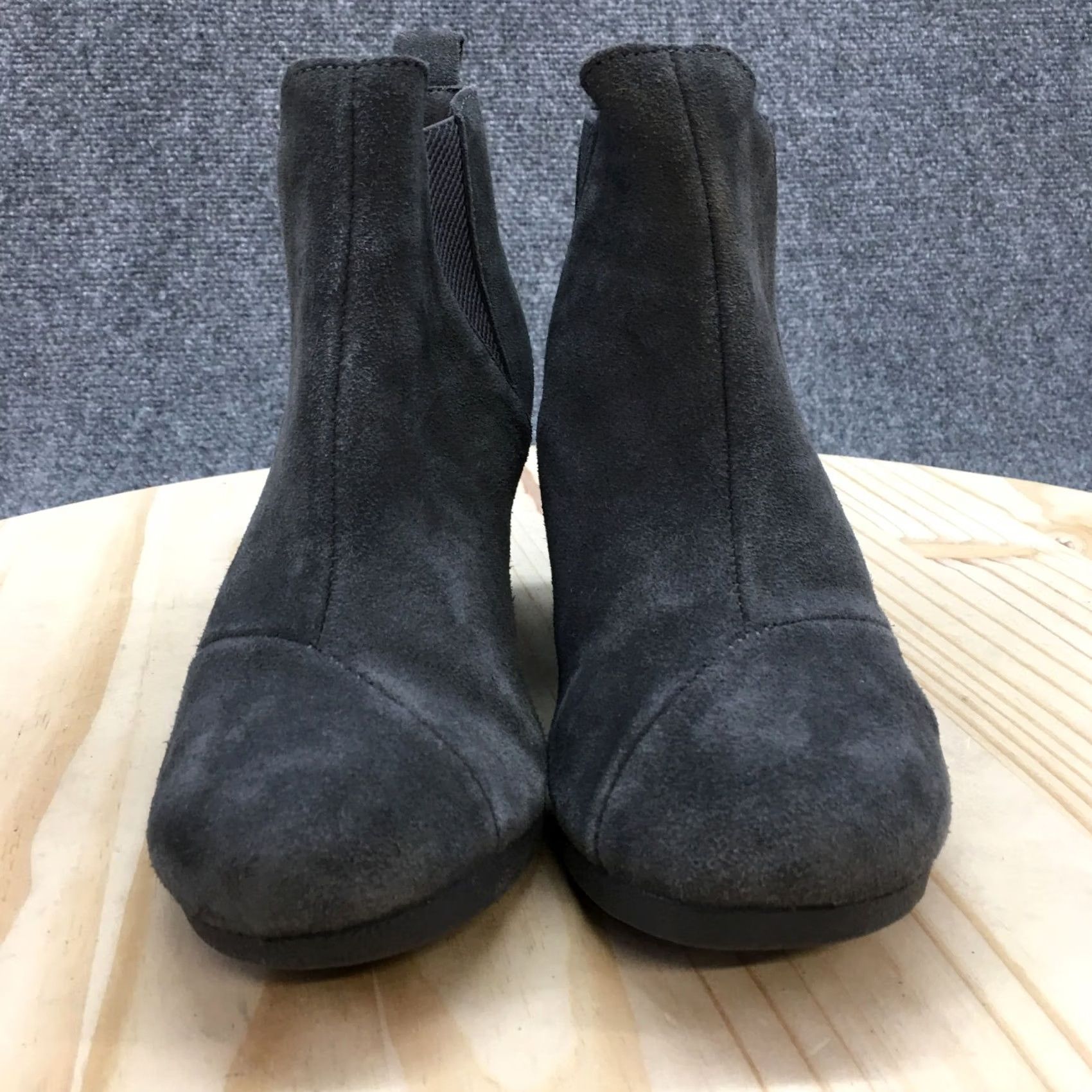 Toms TOMS Boots Womens 8 Kelsey Ankle Wedge Booties Gray Suede Pull On Size US 8 / IT 38 - 5 Thumbnail