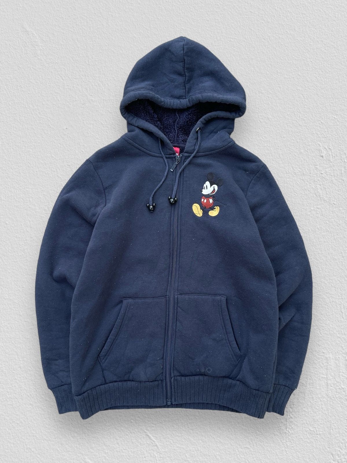 It Cool Sweater Uniqlo Mickey Graphic Sweatshirt Mickey Mouse