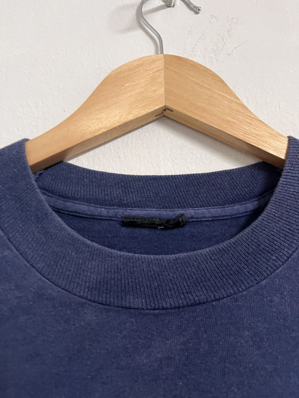 Hook-Ups vintage 90s GOUGE skateboards smoking bee shirts Size US S / EU 44-46 / 1 - 6 Thumbnail