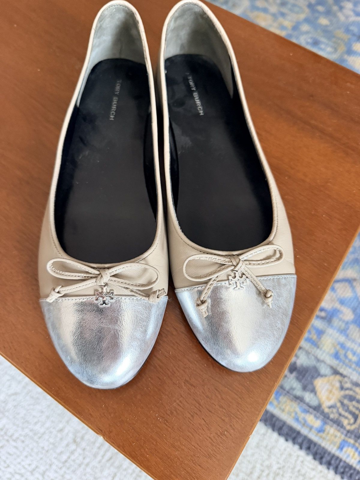 Tory Burch Tory Burch cap toe oyster beige round toe ballet flats 8 Size US 8 / IT 38 - 13 Thumbnail