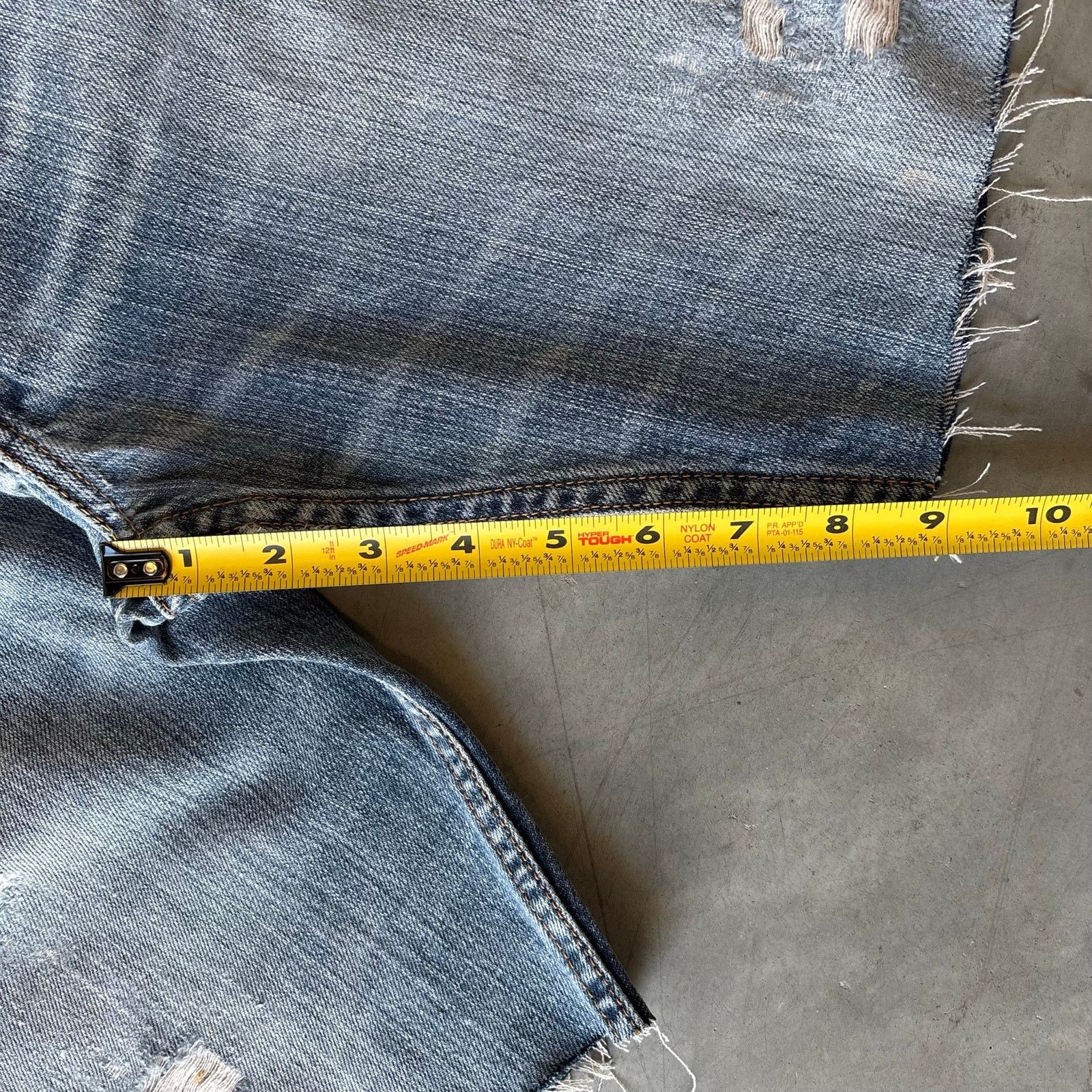 Levi's vintage faded washed distressed jean shorts Size US 34 / EU 50 - 3 Thumbnail