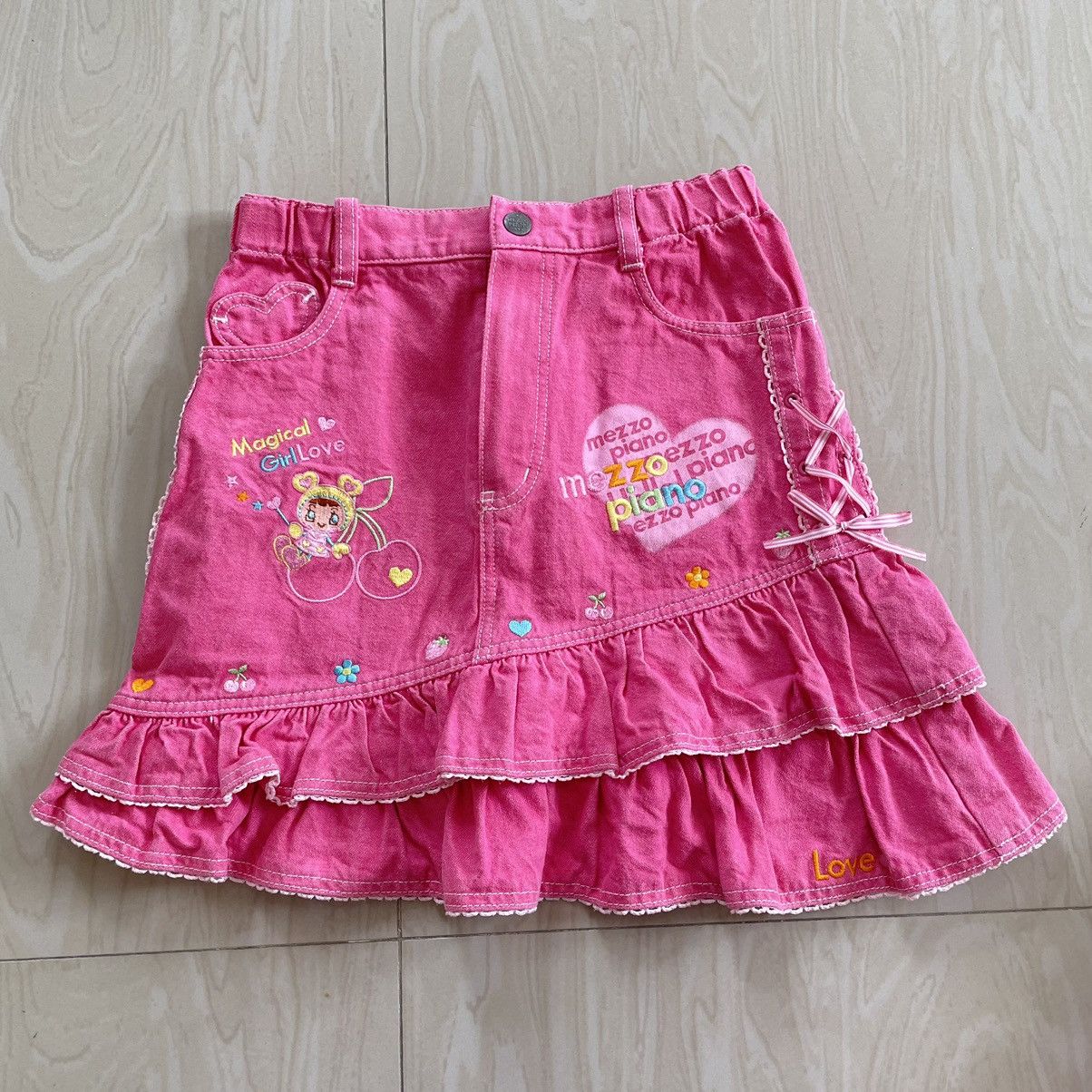 Japanese Brand Mezzo piano pink layered skirt decorated with bow Size 22" - 1 Thumbnail