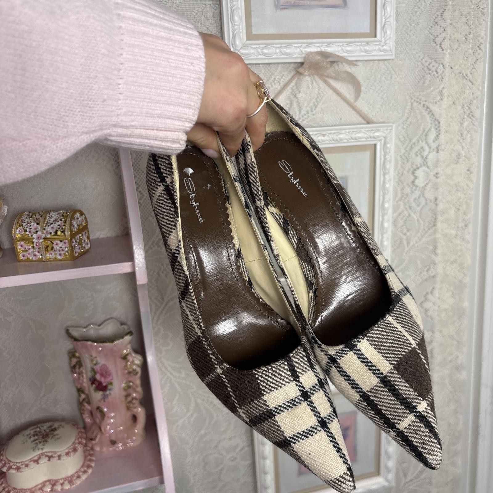 Other vintage 90s brown plaid pointed heals Size US 8 / IT 38 - 2 Thumbnail