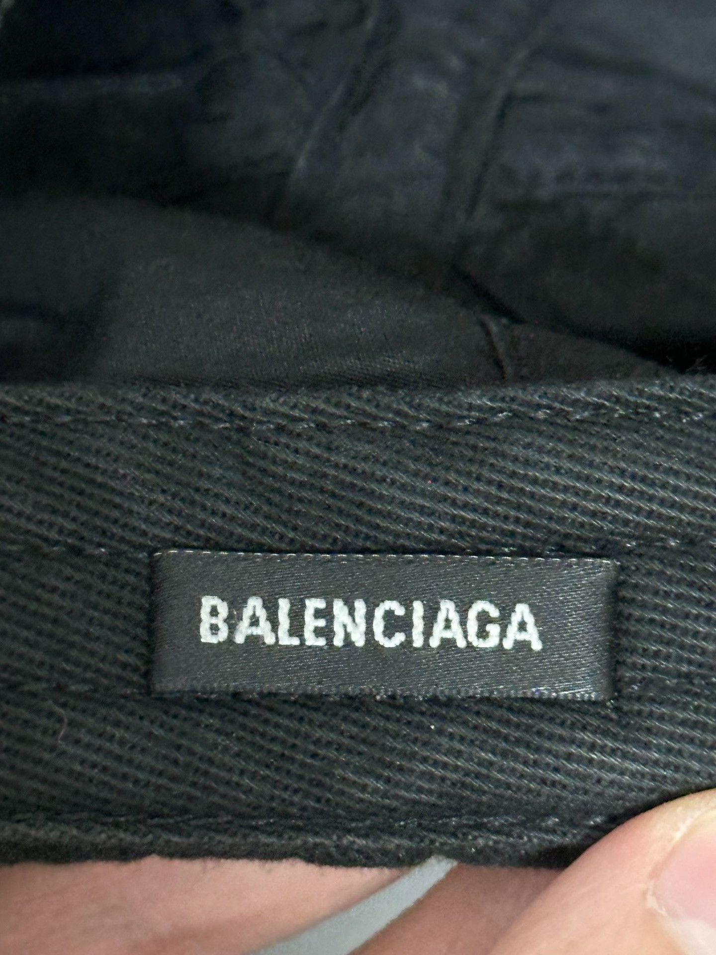 Balenciaga Balenciaga Distressed Logo Baseball Cap Size ONE SIZE - 5 Thumbnail
