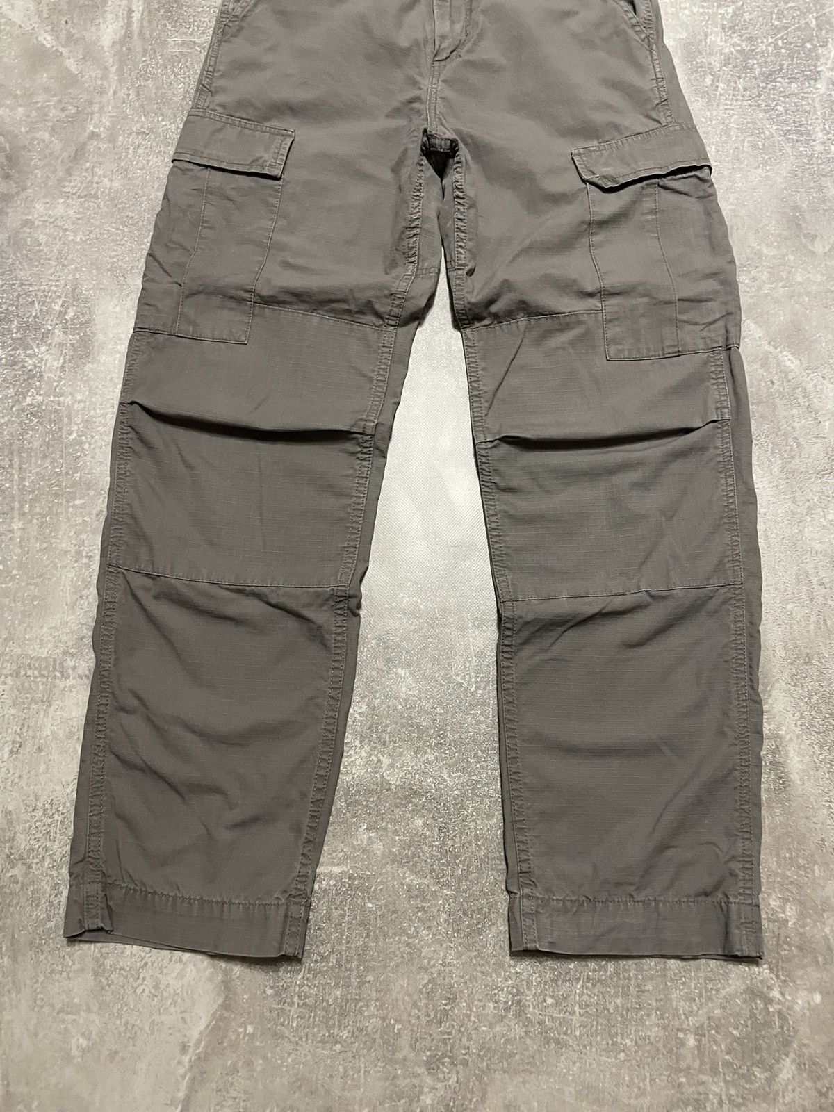 Carhartt × Carhartt Wip × Vintage Vintage Carhartt Cargo Regular Pants 29/32 Size US 29 - 4 Thumbnail