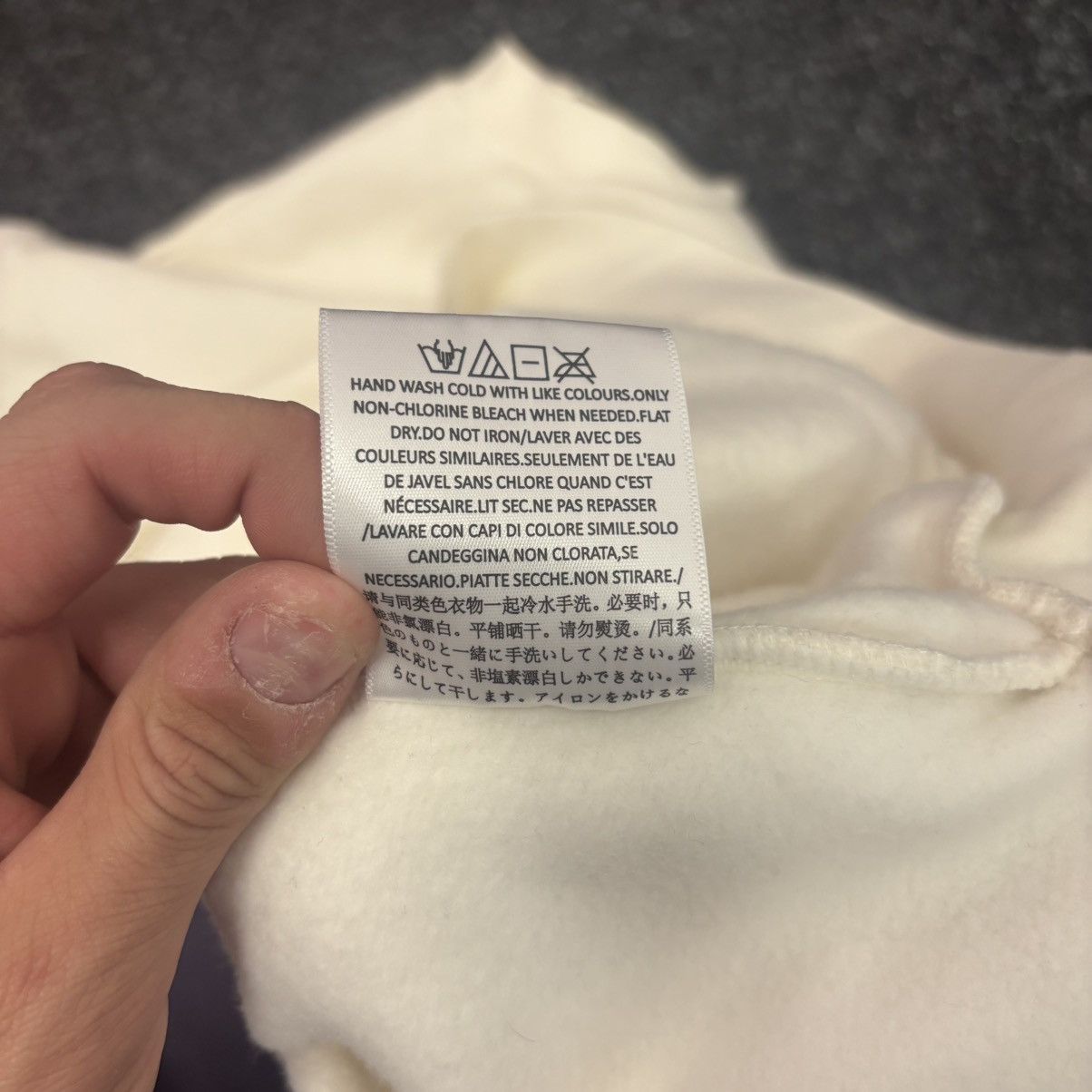 Essentials Fear Of God Essentials Crewneck Cream Size US M / EU 48-50 / 2 - 8 Thumbnail