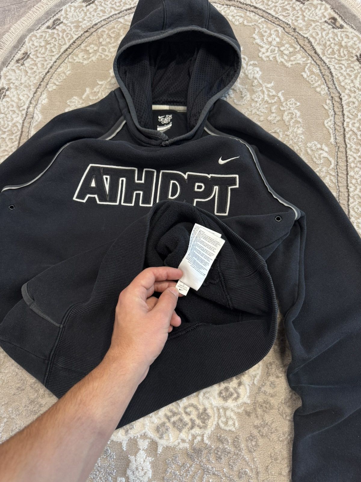 Nike Nike vintage hoodie grey athdpt 72 Oregon USA y2k 90s Size US S / EU 44-46 / 1 - 10 Thumbnail