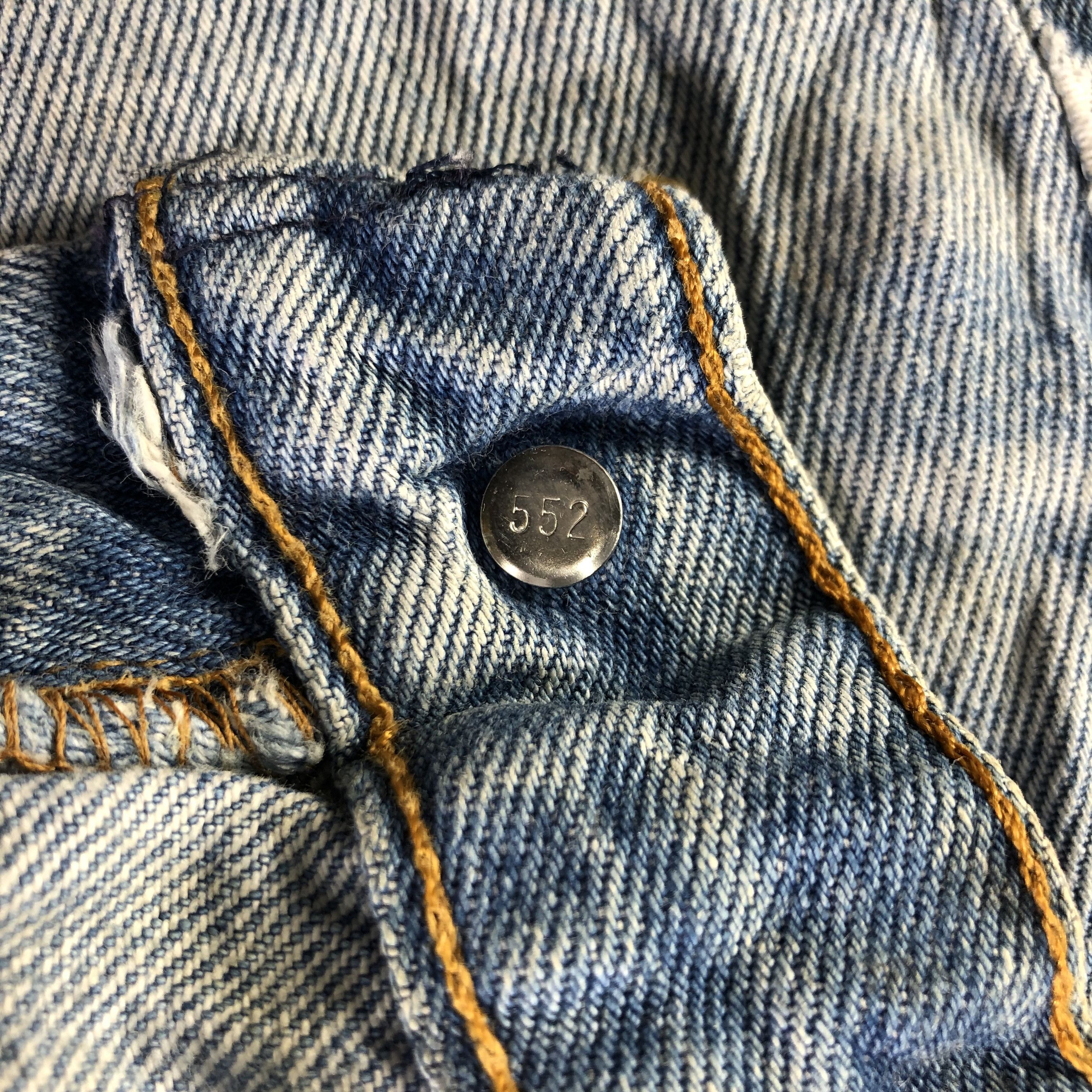 Levi's 90s Vintage Blue Wash Levis 501 Jeans-J3934 Size US 31 - 9 Thumbnail