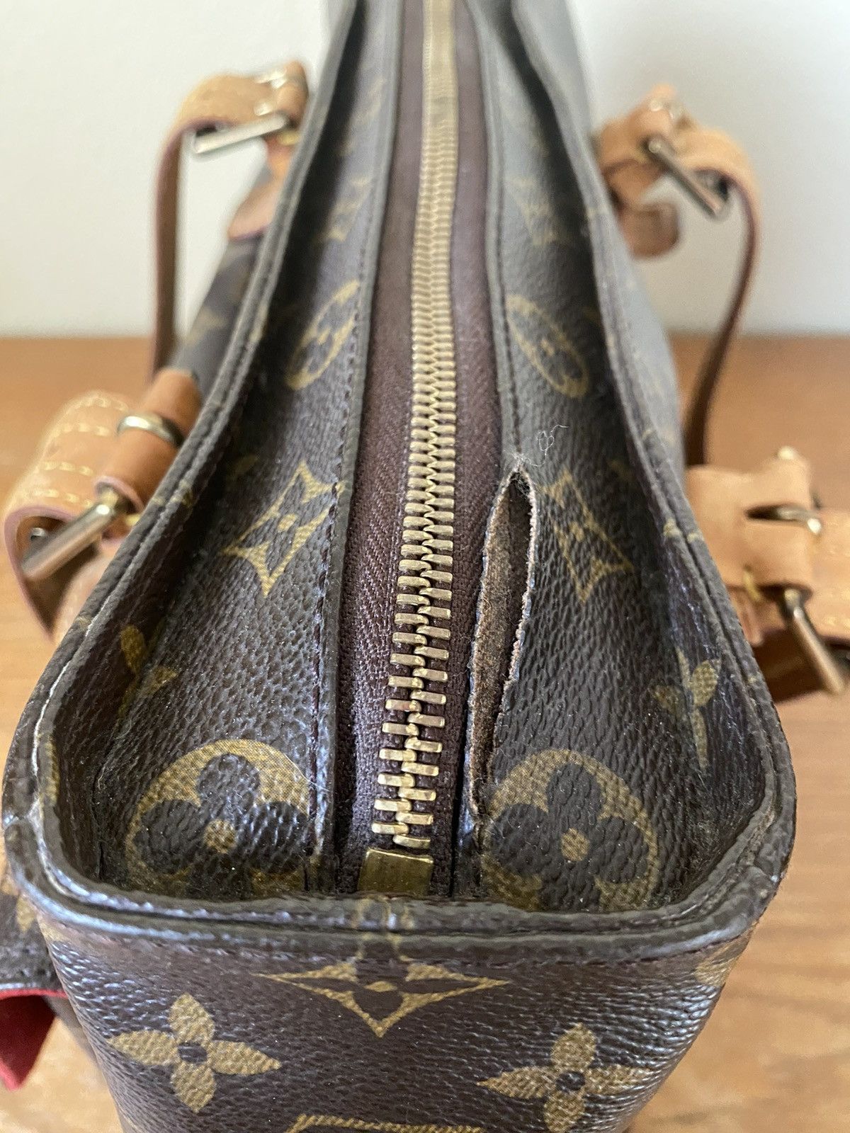 Louis Vuitton 2004 Louis Vuitton Monogram Multipli-Cite tote bag Size ONE SIZE - 5 Thumbnail