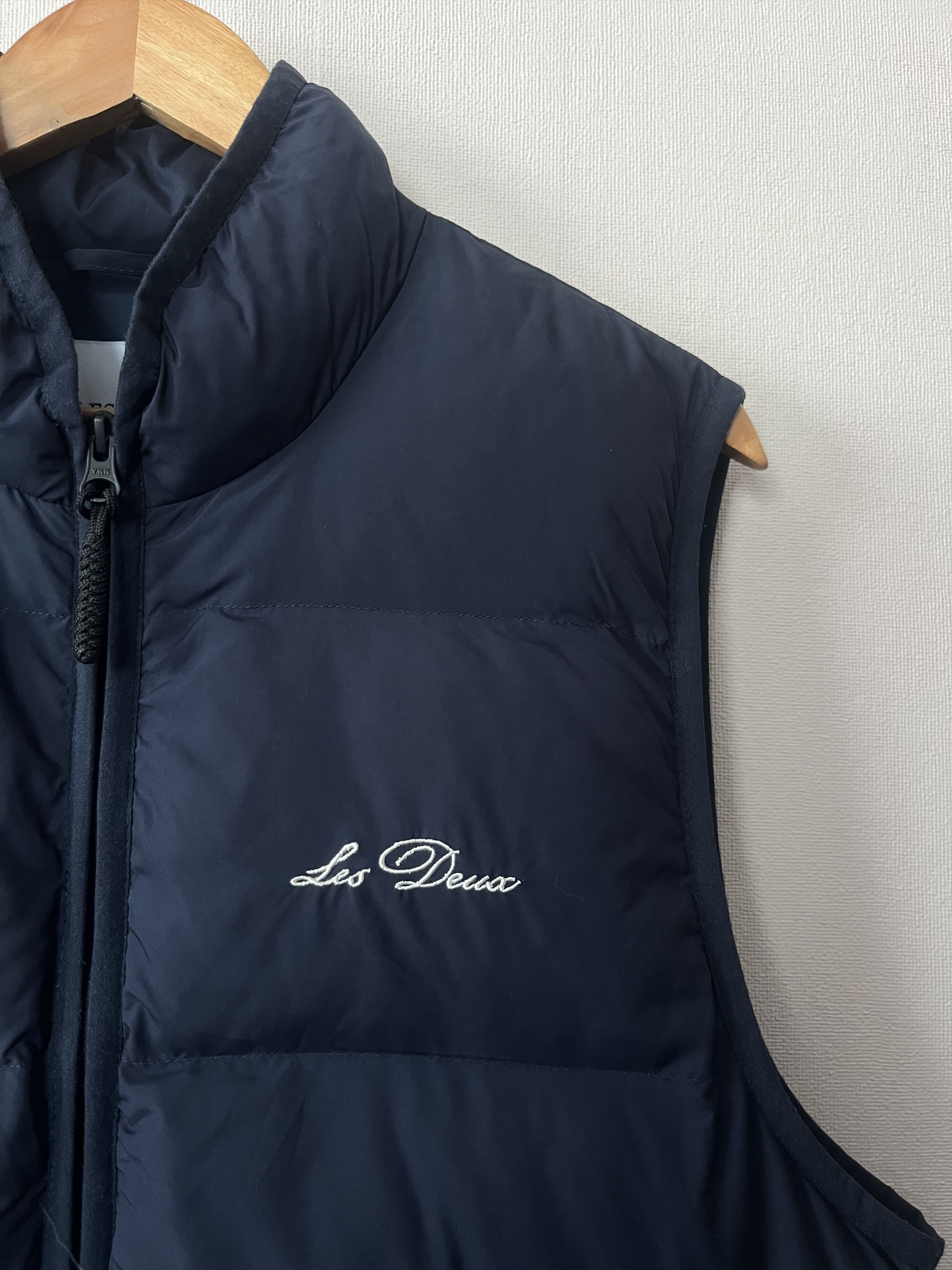 Les Deux Les Deux Men’s Newport Padded Vest in Blue Script Logo Size US M / EU 48-50 / 2 - 2 Thumbnail