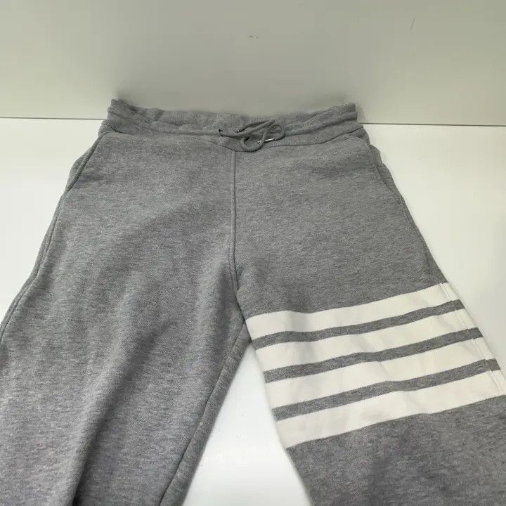 Thom Browne Thom Browne Classic Striped Knit Jogger Pants -2507 Size US 26 / EU 42 - 2 Thumbnail