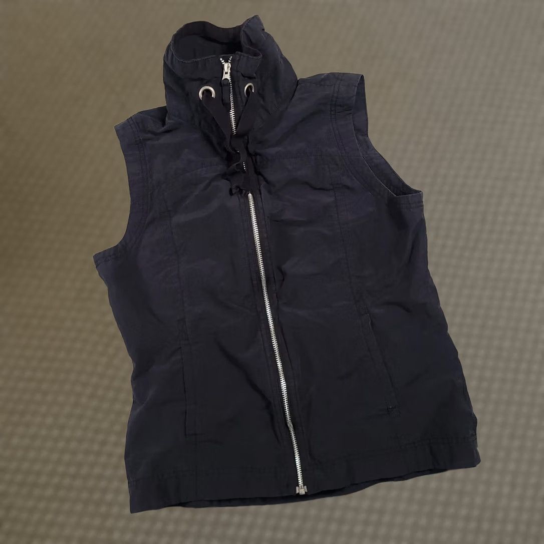 Vintage Columbia Sportswear Sleeveless Full Zip Vest Jacket Women Medium Blue Pockets Size M / US 6-8 / IT 42-44 - 1 Thumbnail