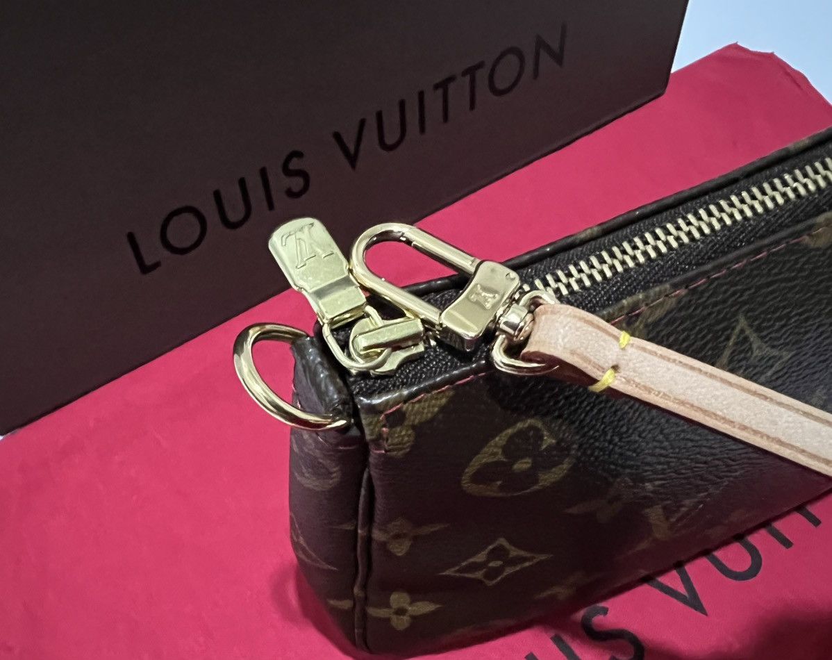 Louis Vuitton × Takashi Murakami LOUIS VUITTON CHERRY POCHETTE TAKASHI MURAKAMI Size ONE SIZE - 22 Thumbnail
