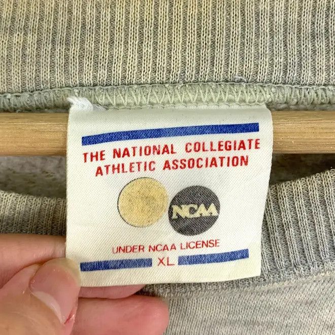 NCAA Vtg 90’ NCAA NATIONAL COLLEGIATE ATHLETIC Sweatshirt Size XL / US 12-14 / IT 48-50 - 10 Thumbnail