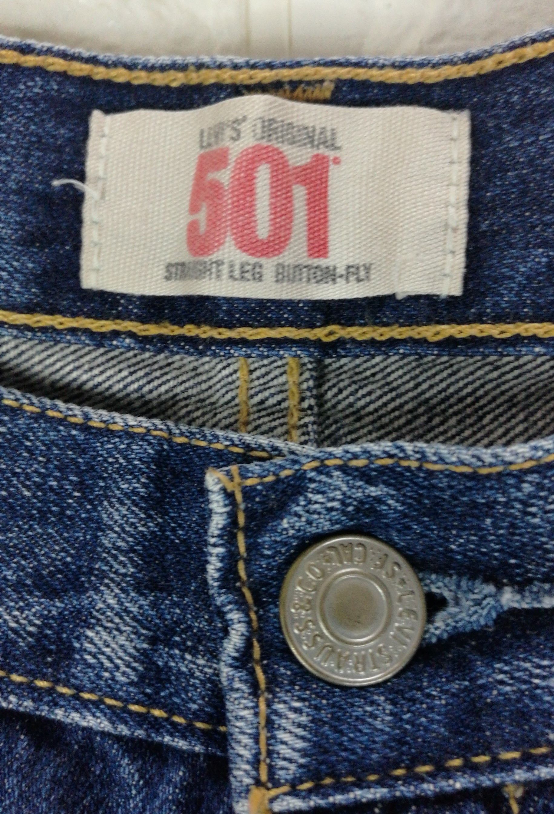 Levi's Vintage Levi's 501 Blue wash Jeans Size US 36 / EU 52 - 4 Thumbnail