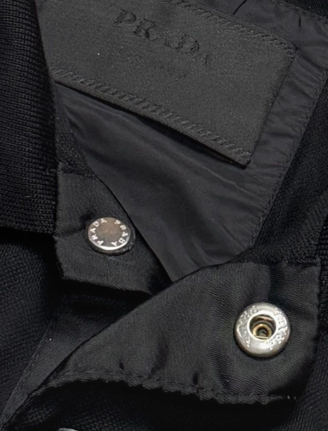 Prada Prada re-nylon pocket metal logo polo shirt Size US XL / EU 56 / 4 - 5 Thumbnail
