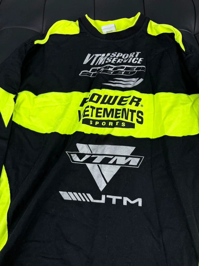 Vetements Vetements Racing Long Sleeve Patchwork Sweatshirt Size US S / EU 44-46 / 1 - 2 Thumbnail