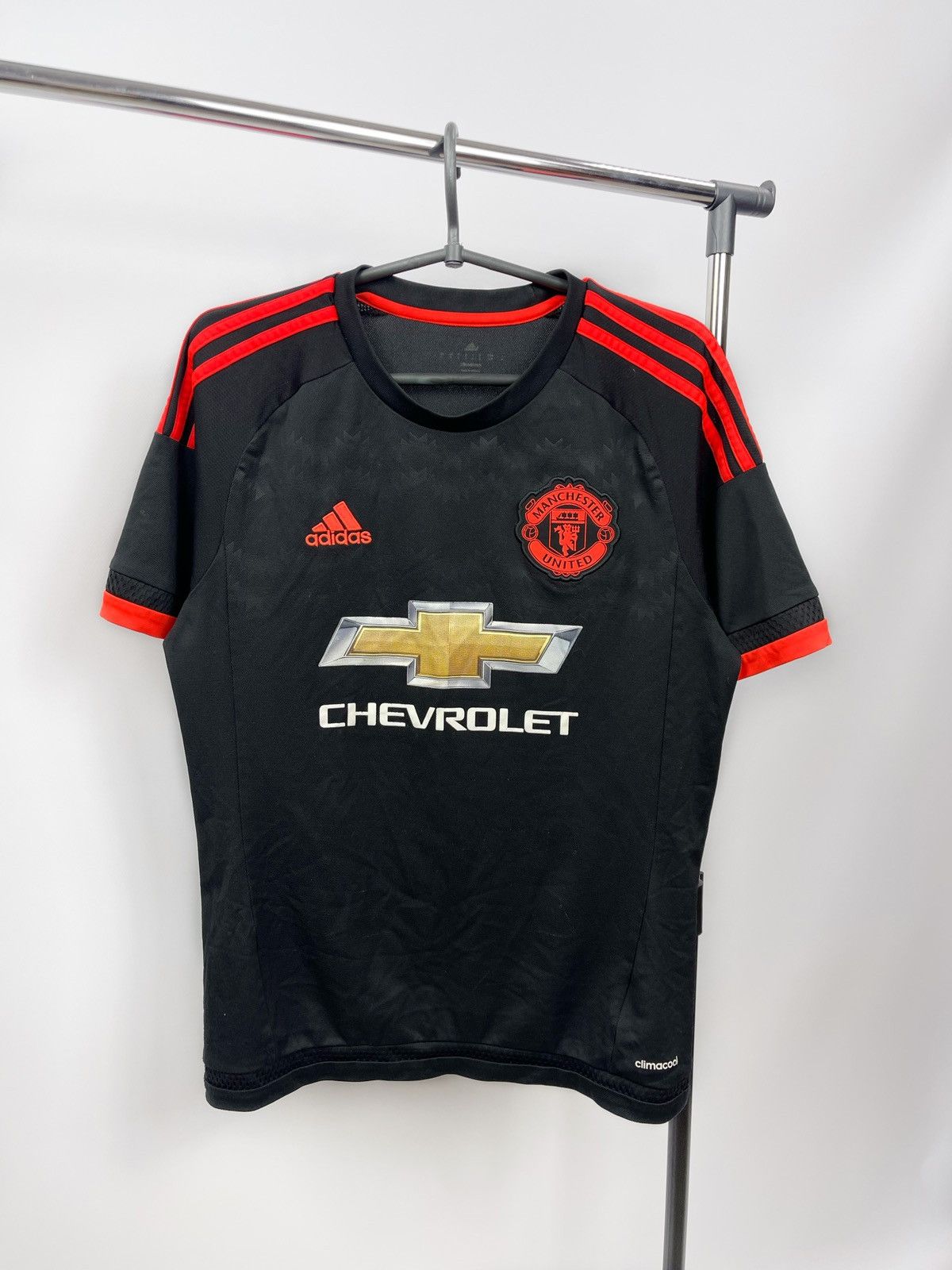 Adidas ADIDAS MANCHESTER UNITED 2015/2016 SIZE S THIRD FOOTBALL Size US S / EU 44-46 / 1 - 1 Thumbnail