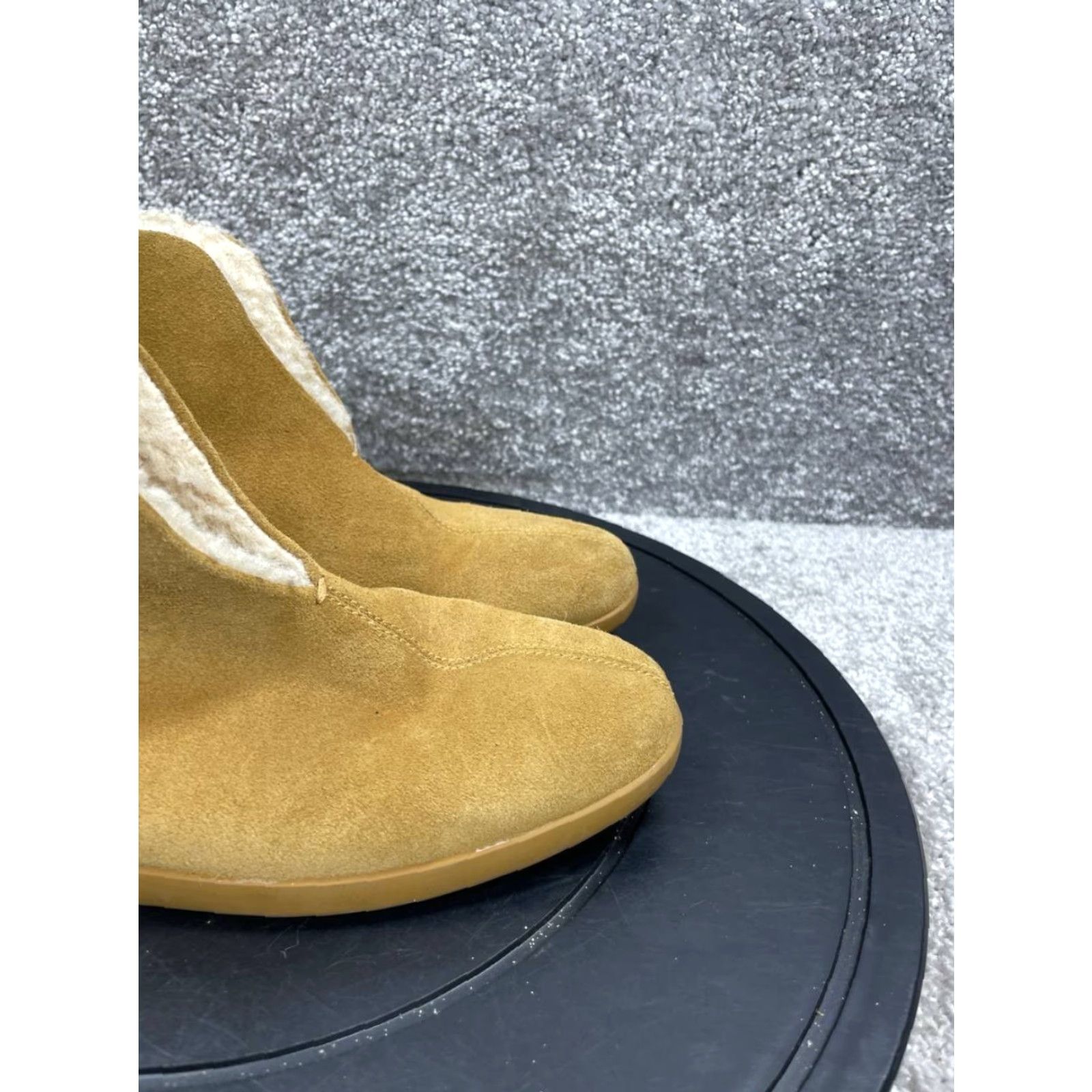 Everlane VINTAGE? No. Everlane ReNew Boots - Women's Ankle Boots - Suede Faux Fur Lining - Brown - Size 6 - Round Toe - Flat - Winter/Casual - Women Size US 6 / IT 36 - 2 Thumbnail