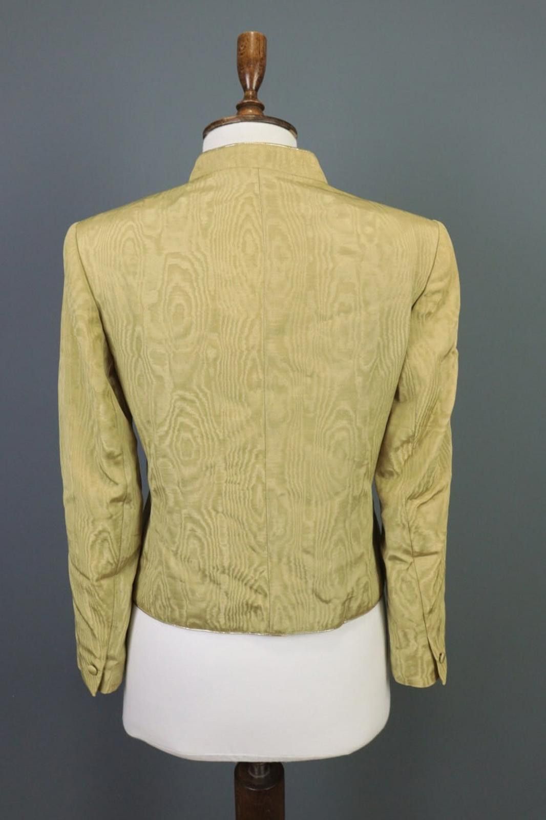 Guy Laroche Guy Laroche Paris Vintage Lightweight Blazer Jacket Size 40 Size M / US 6-8 / IT 42-44 - 10 Thumbnail