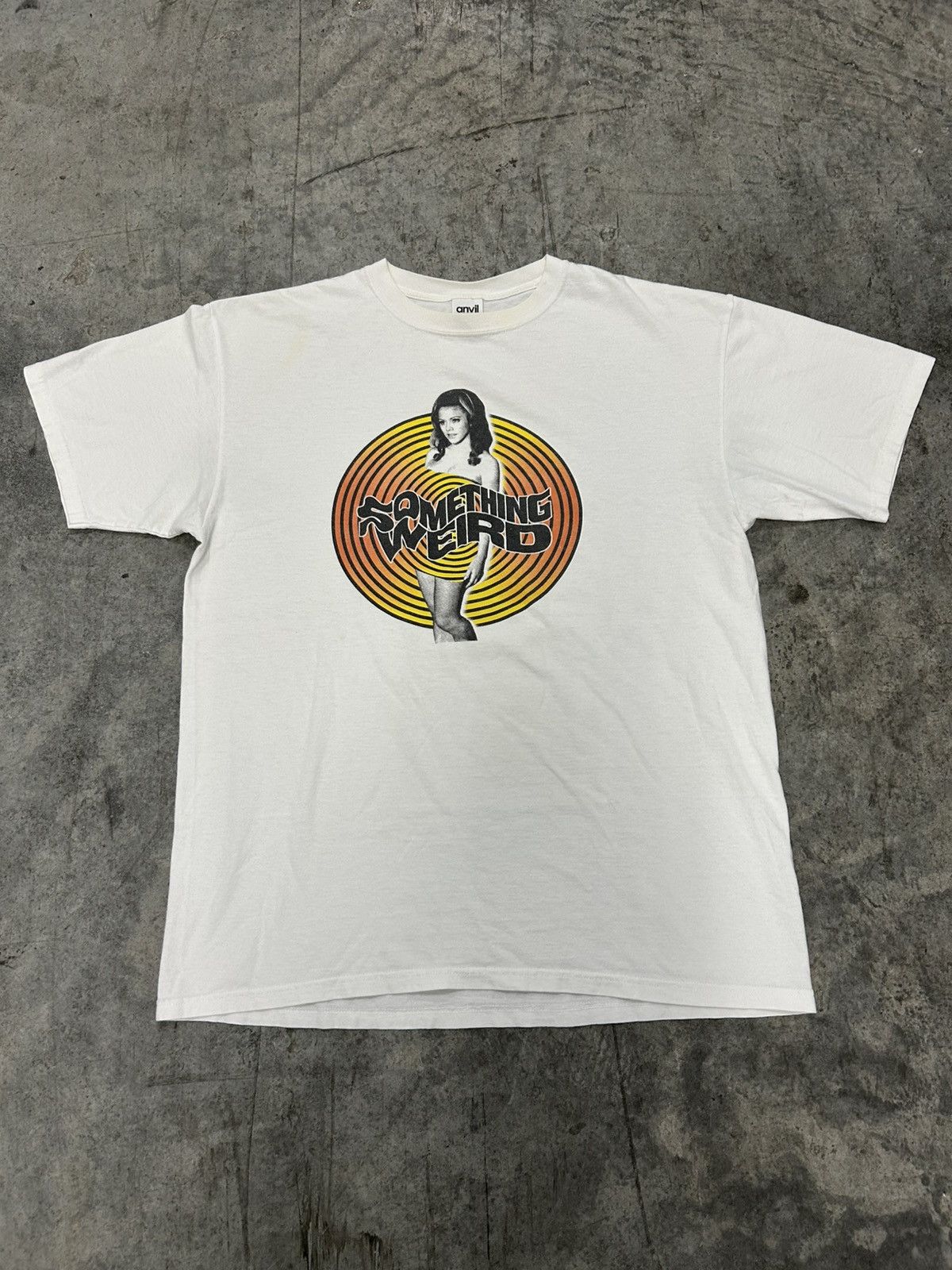 Vintage Vintage obscure movie promo t shirt something weird Size US XL / EU 56 / 4 - 1 Thumbnail