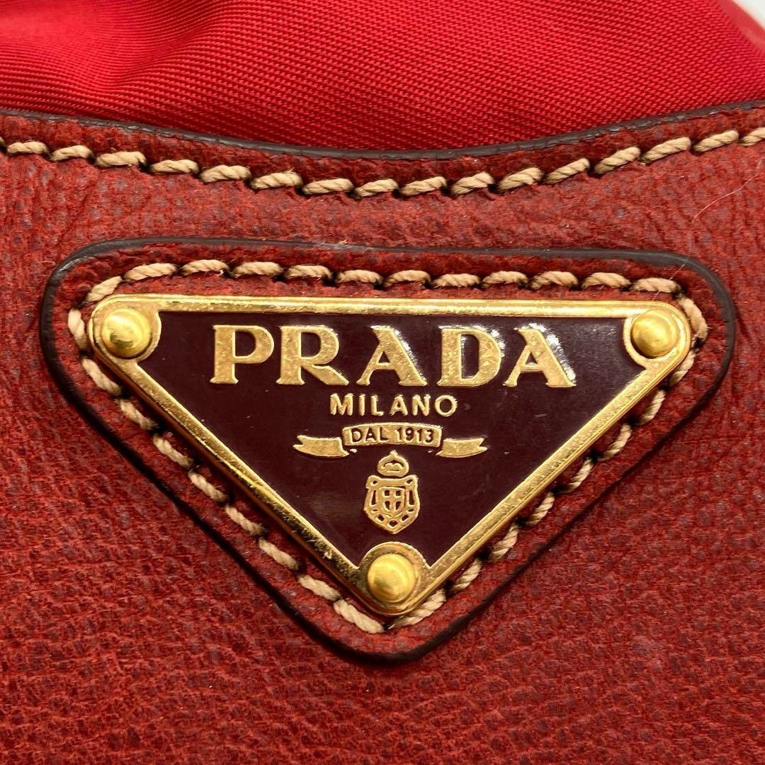 Prada Prada - Saffiano Handbag Shoulder Bag Leather Gold Hardware Size ONE SIZE - 7 Thumbnail