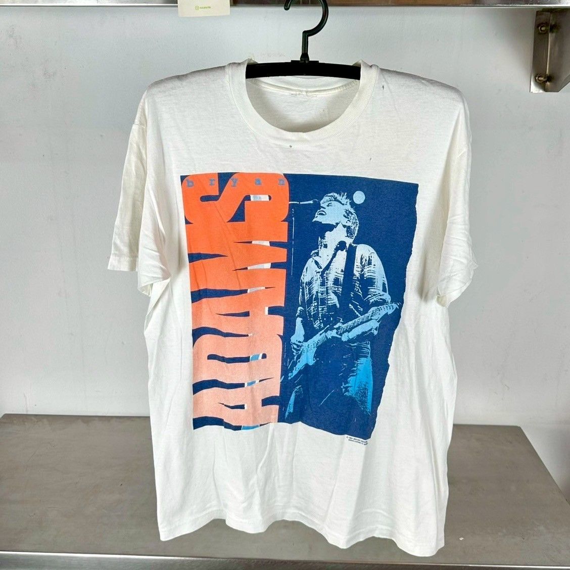 Vintage Vintage 1991 Bryan Adams World Tour Canadian Singer T-Shirt Size US L / EU 52-54 / 3 - 1 Thumbnail