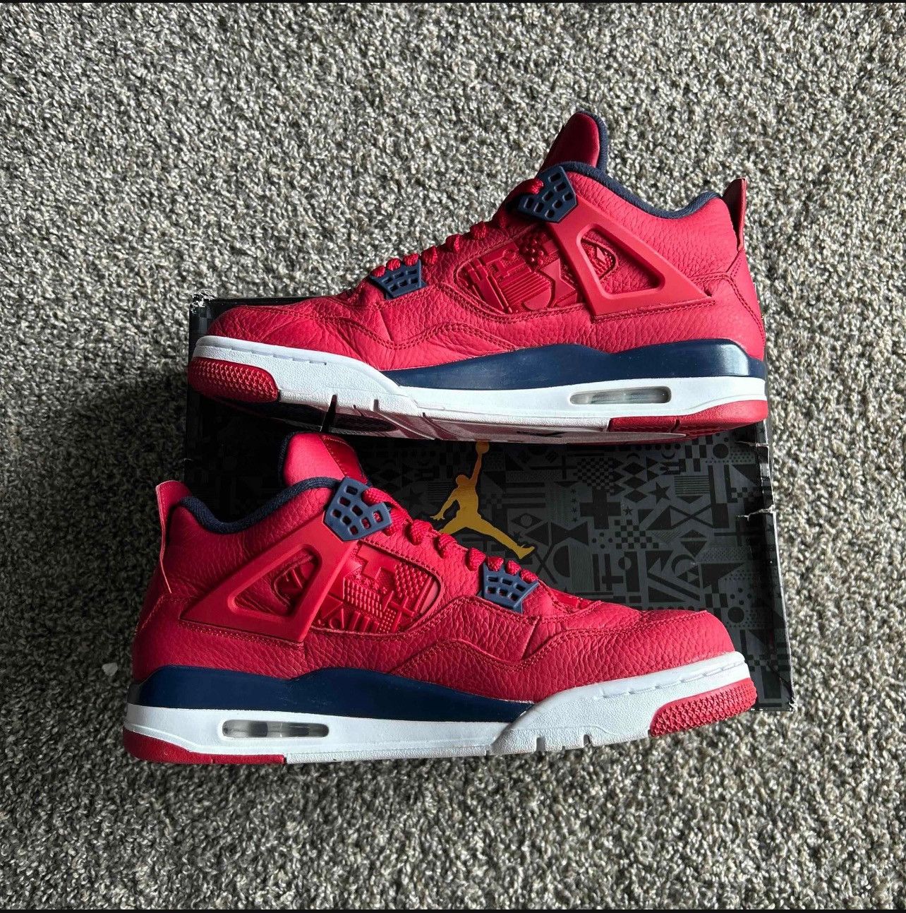 Jordan Brand Jordan 4 FIBA (Sz. 12) Size US 12 / EU 45 - 2 Thumbnail