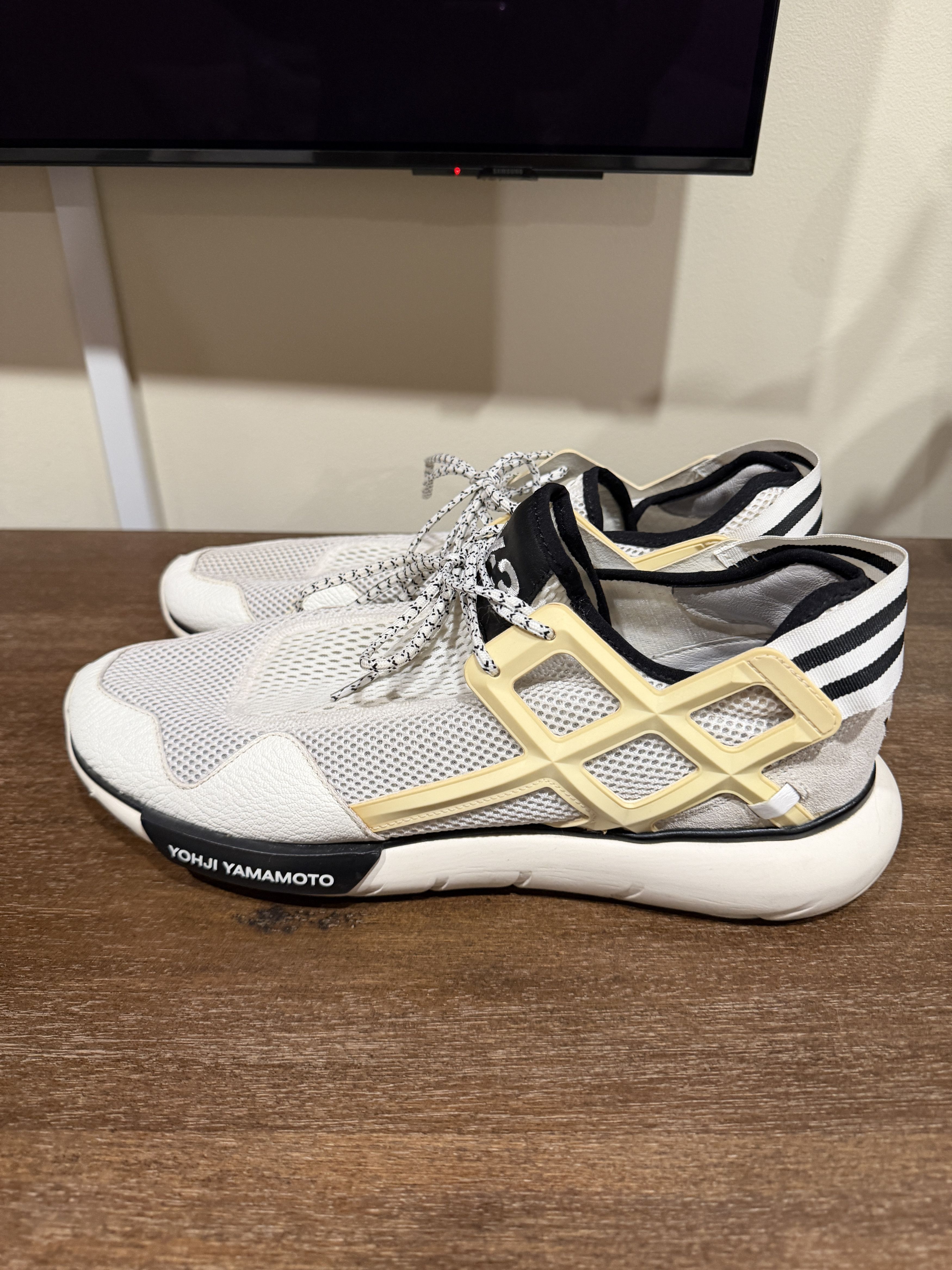 Y-3 Adidas Low Top White Sneaker Size 11