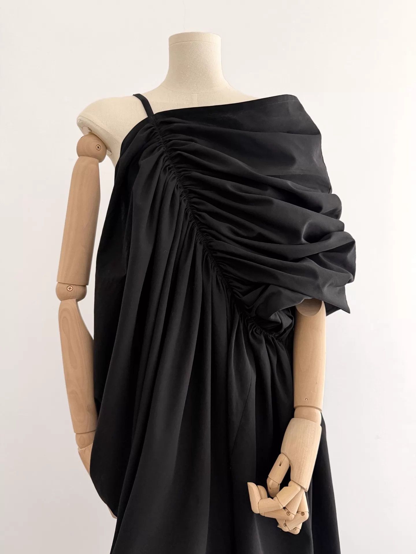 Limi Feu Limi feu Irregular Gathered Spaghetti Strap Dress Size S / US 4 / IT 40 - 4 Thumbnail