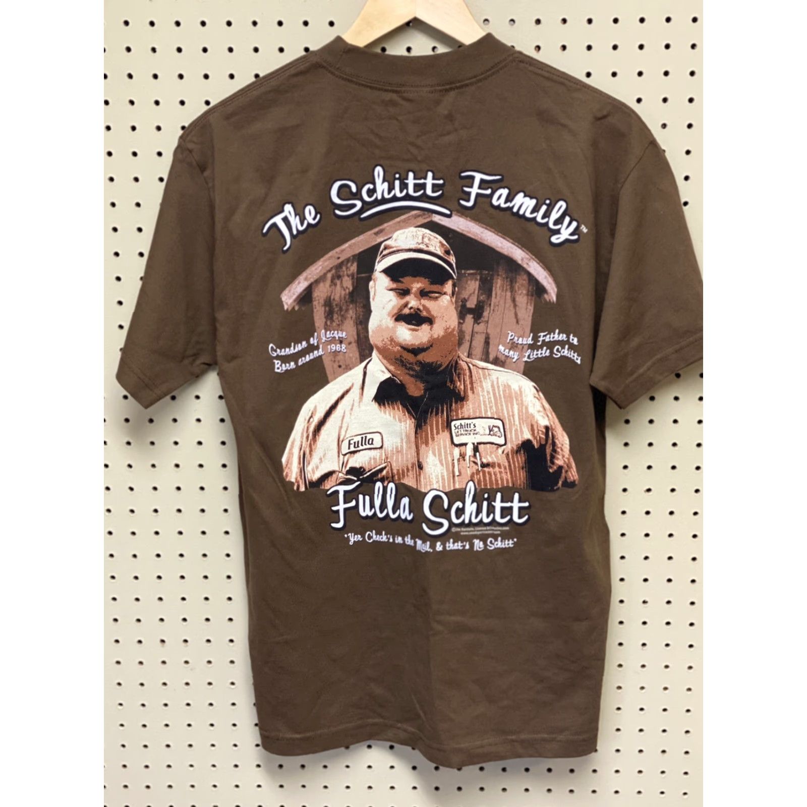Vintage Schitt Family Brown Short Sleeve t-shirt M Mens Crew Neck Comedy Regular Shirt Size US M / EU 48-50 / 2 - 2 Thumbnail