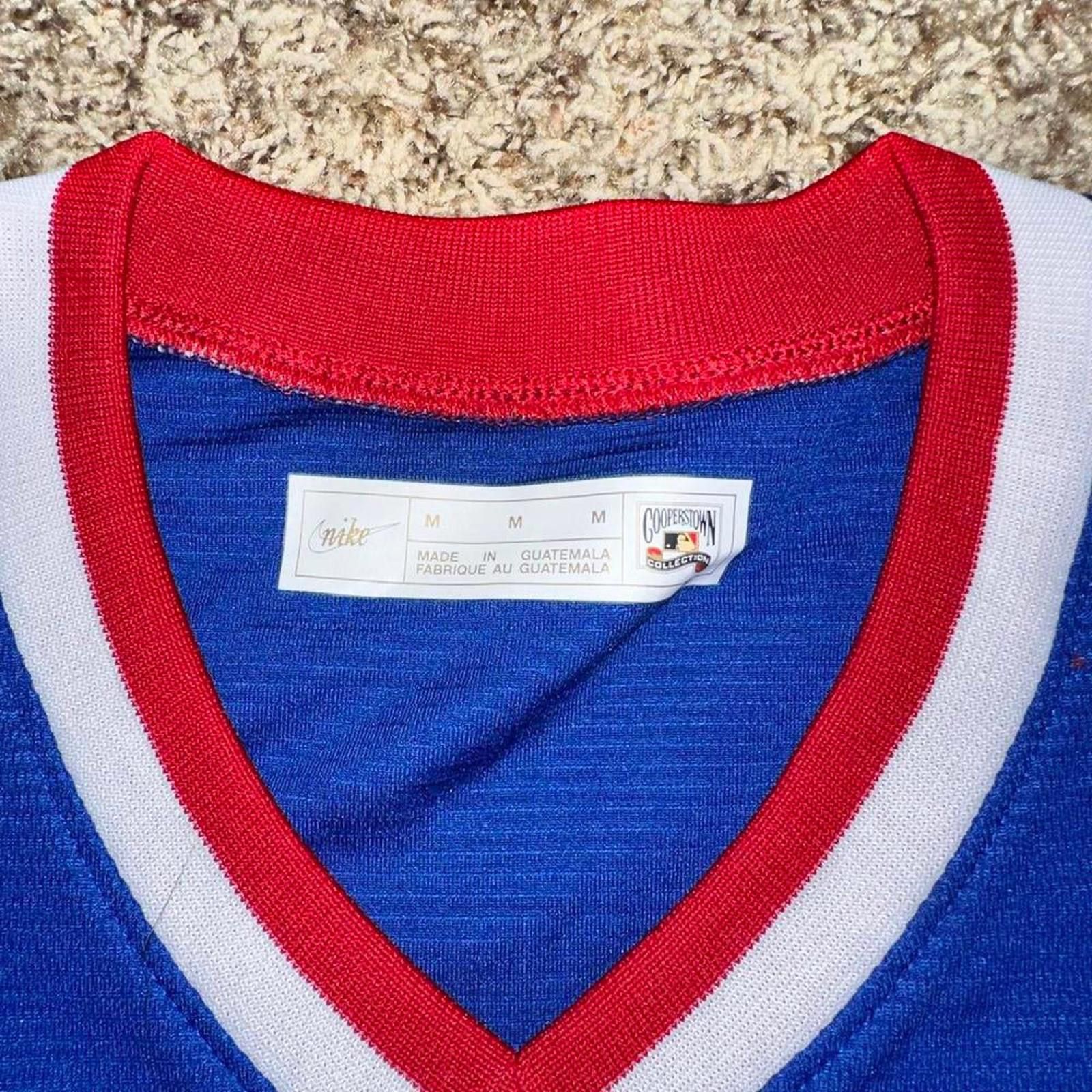 Nike Men's Cubs Ryne Sandberg Nike Royal Road Cooperstown Collection Player Jersey Size US M / EU 48-50 / 2 - 5 Thumbnail