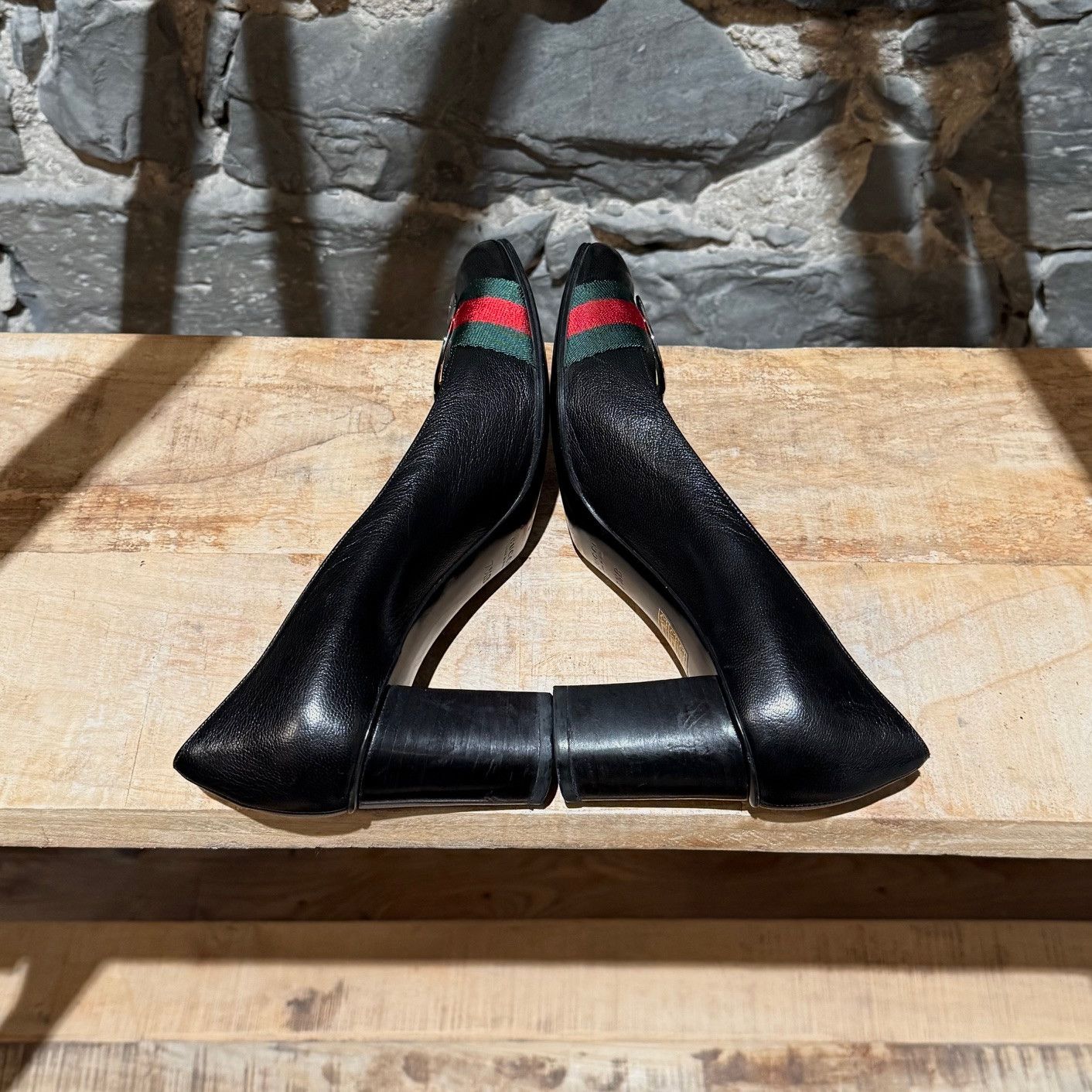Gucci Gucci Black Leather Web Stripe Interlocking GG Pumps Size US 7.5 / IT 37.5 - 9 Thumbnail