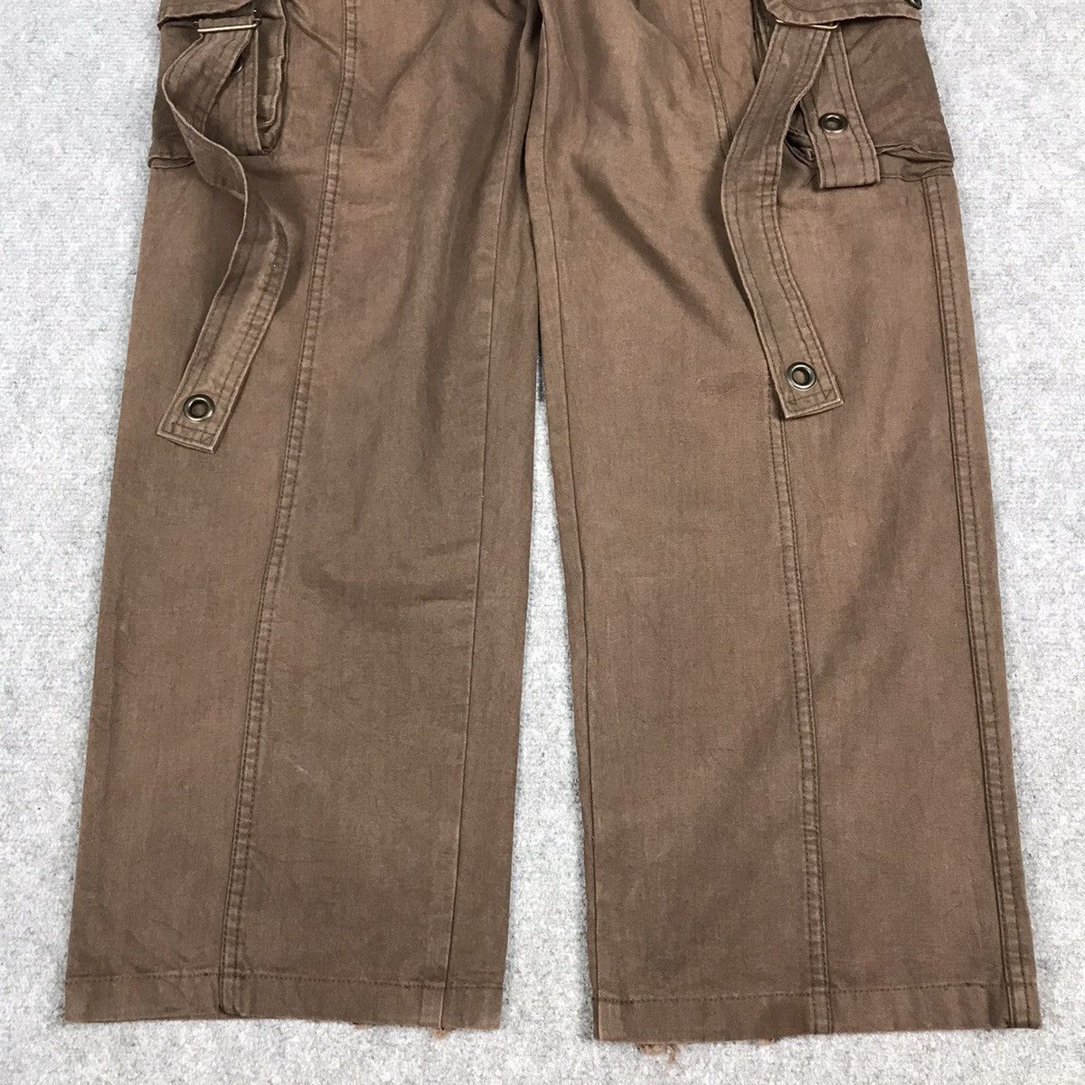 Japanese Brand JAPANESE BRAND DESIGN STYLE BAGGY TACTICAL PANTS Size US 28 / EU 44 - 2 Thumbnail