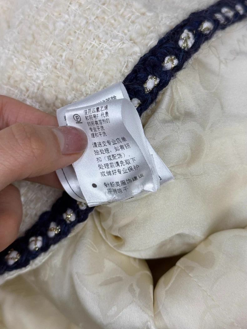 Chanel Chanel Preview series red and blue rolled-edge jacket Size XS / US 0-2 / IT 36-38 - 8 Thumbnail