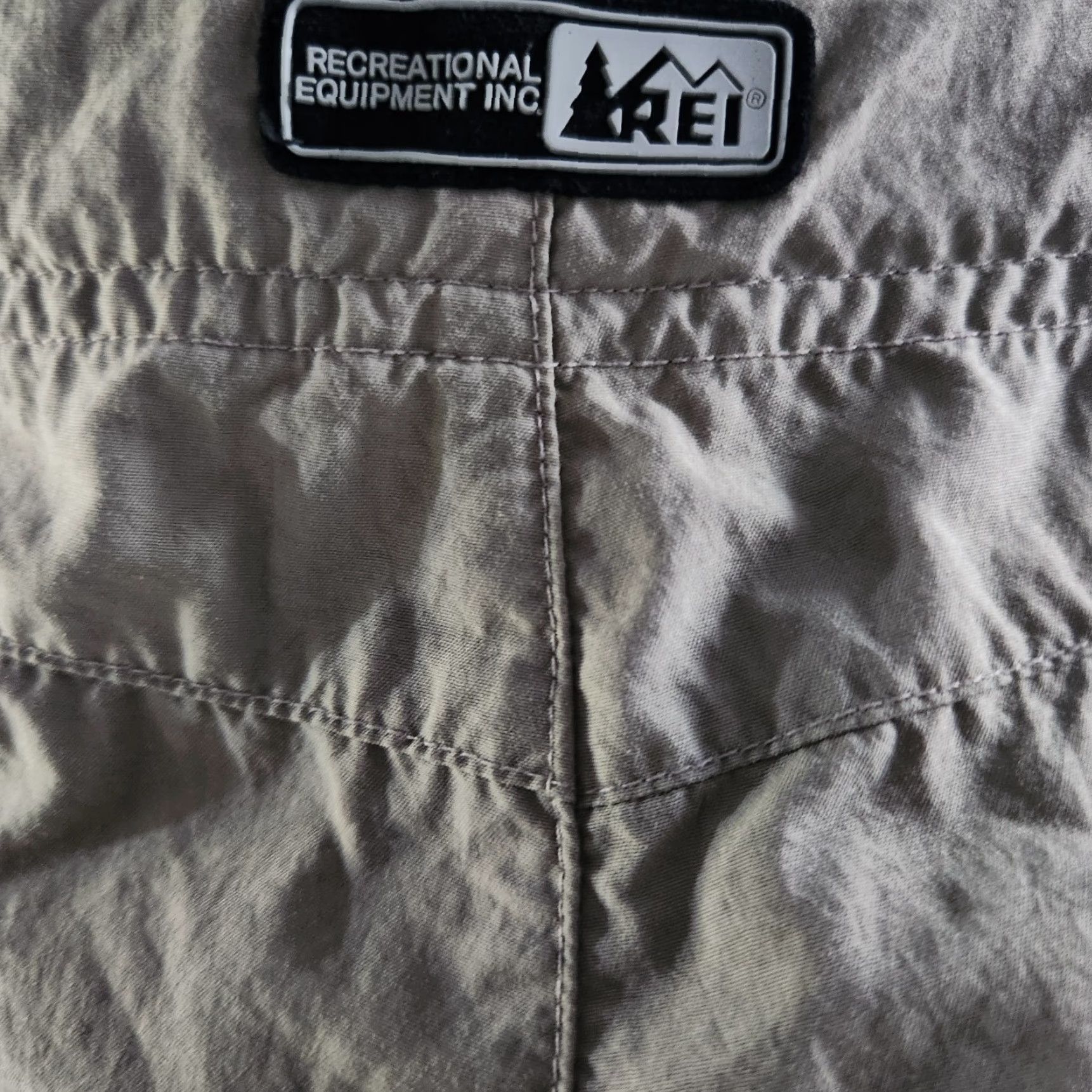 Vintage REI Cargo Shorts Mens Large Green Nylon Belted Hiking Outdoors Fishing Cargo Pocket Quick Dry UV Protection Breathable Lightweight Easy Care Size US 33 - 4 Thumbnail