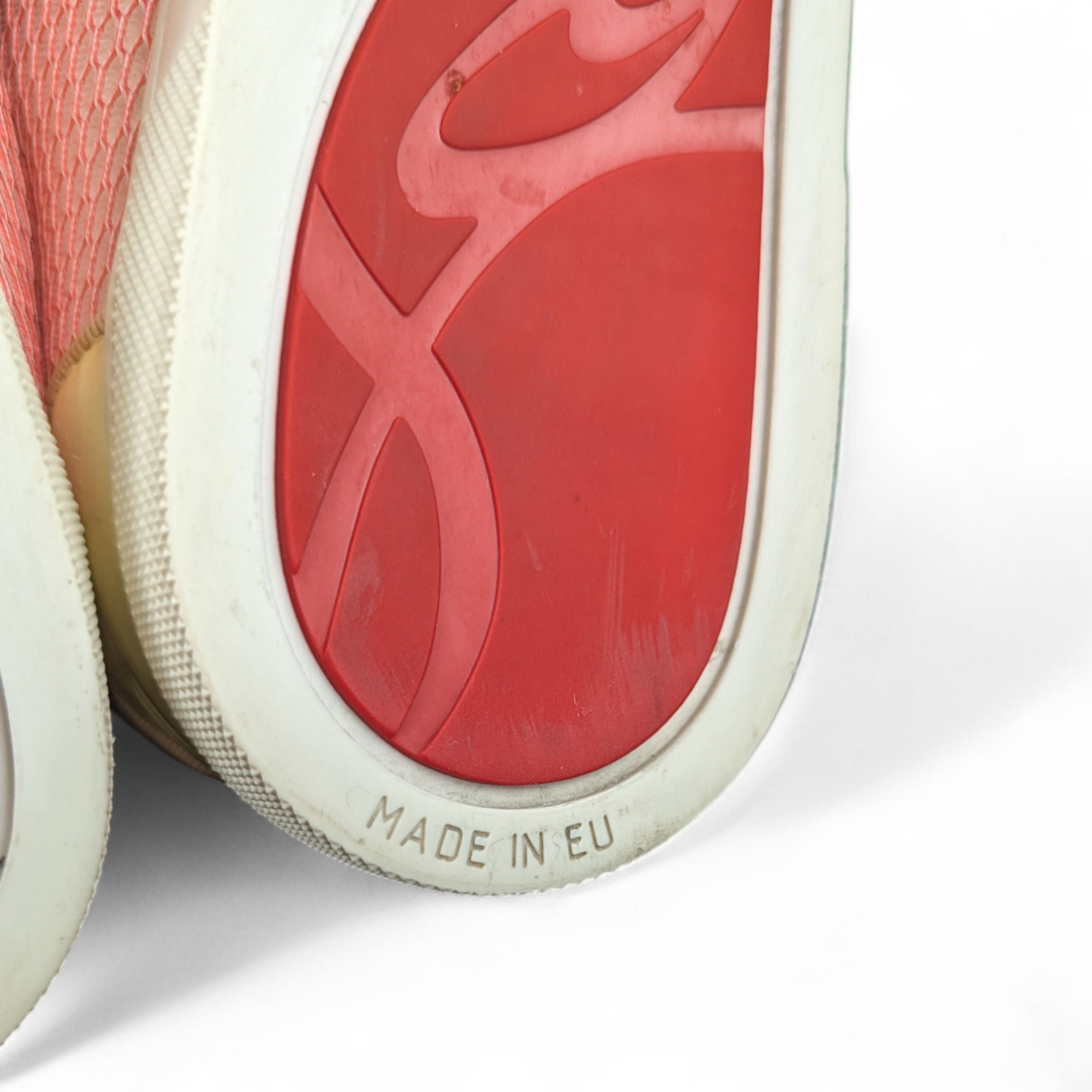 Christian Louboutin Christian Louboutin Low Cut Size US 7.5 / IT 37.5 - 16 Thumbnail