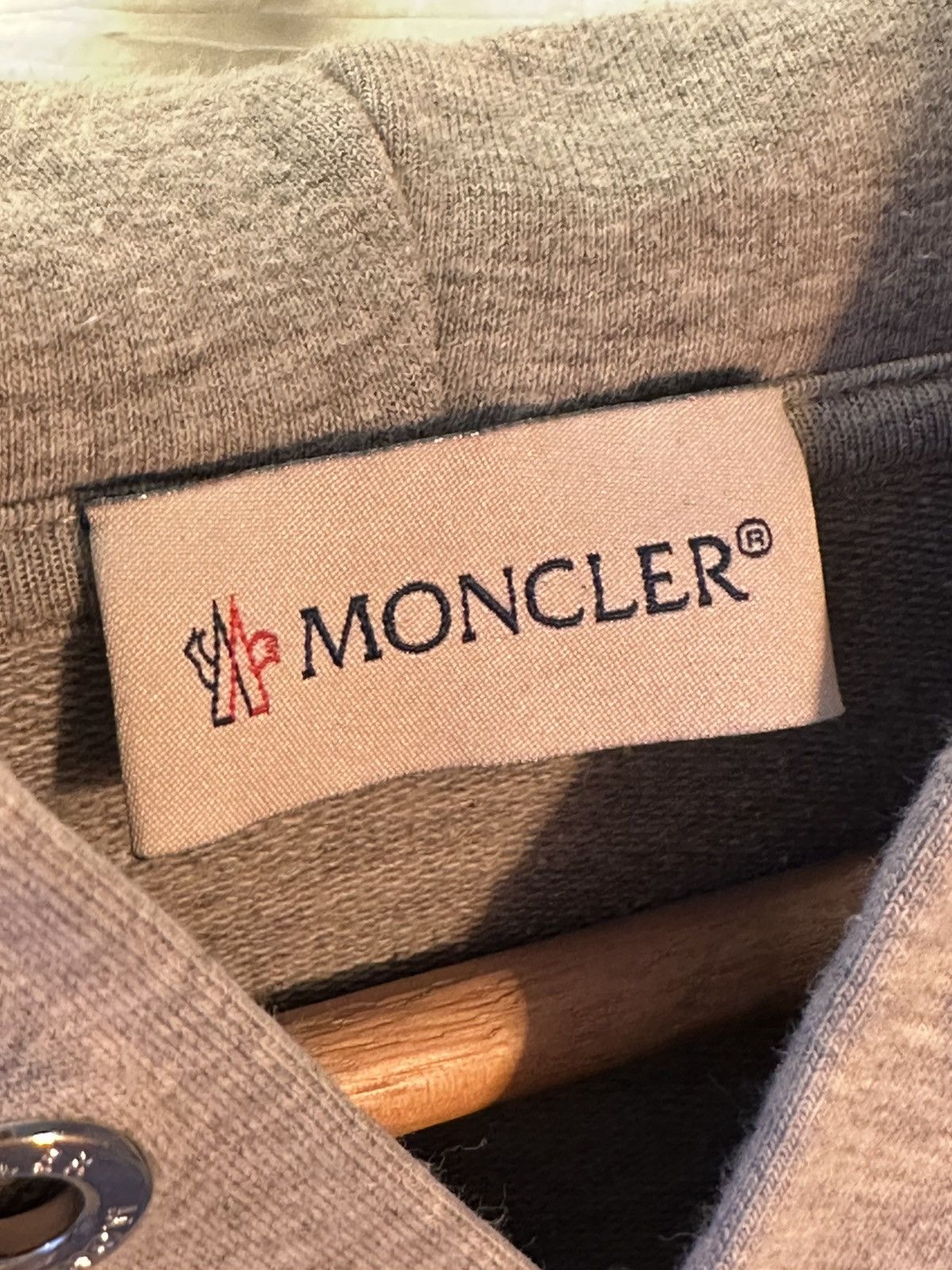 Moncler FELPA CON CAPPUCCIO HOODIE SWEATER Size US XXL / EU 58 / 5 - 6 Thumbnail