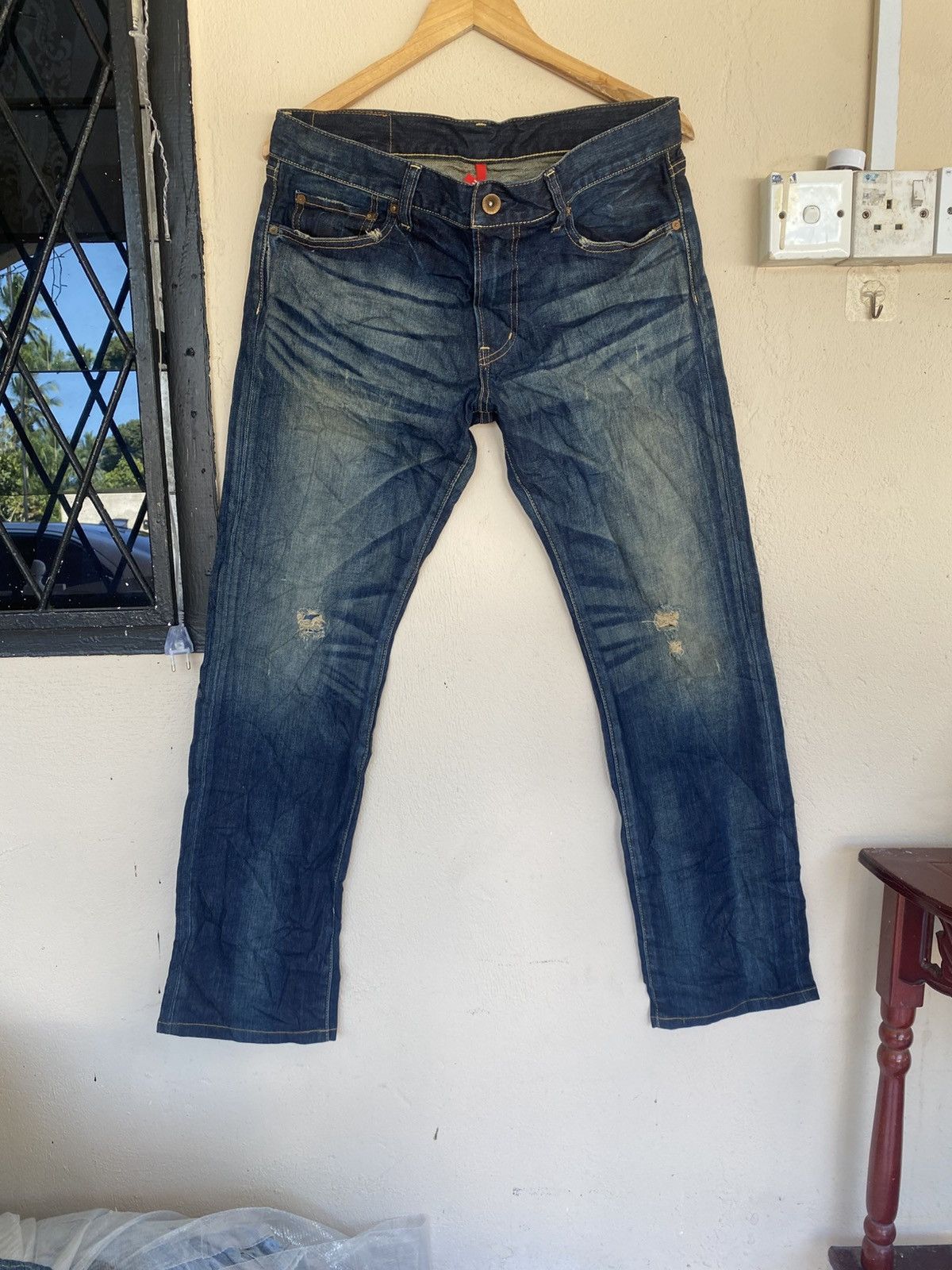 Undercover × Uniqlo UJ Whiskers Clawmark Denim Size US 34 / EU 50 - 1 Thumbnail