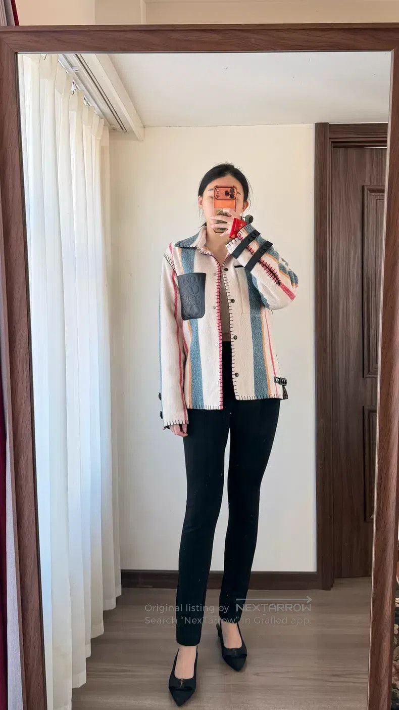 Loewe Loewe Color Blocked Vertical Stripe Design, Leather Pocket Size XXS / US 00 / IT 34 - 4 Thumbnail