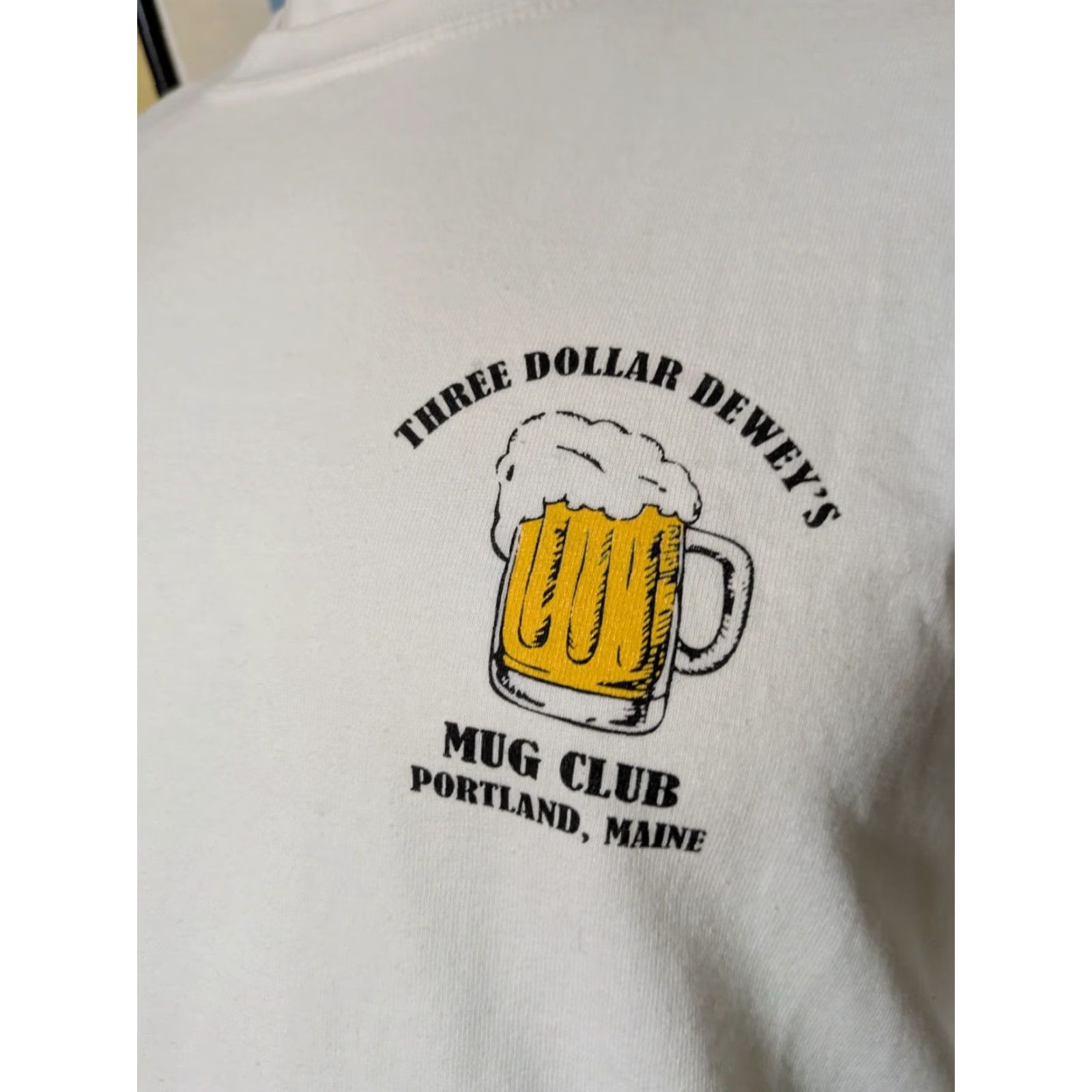 Gildan VTG T-Shirt Portland ME Three Dollar Dewey's Mug Club White 2XL Gildan Crew Neck Short Sleeve Men BARS_n/a Size US XXL / EU 58 / 5 - 2 Thumbnail