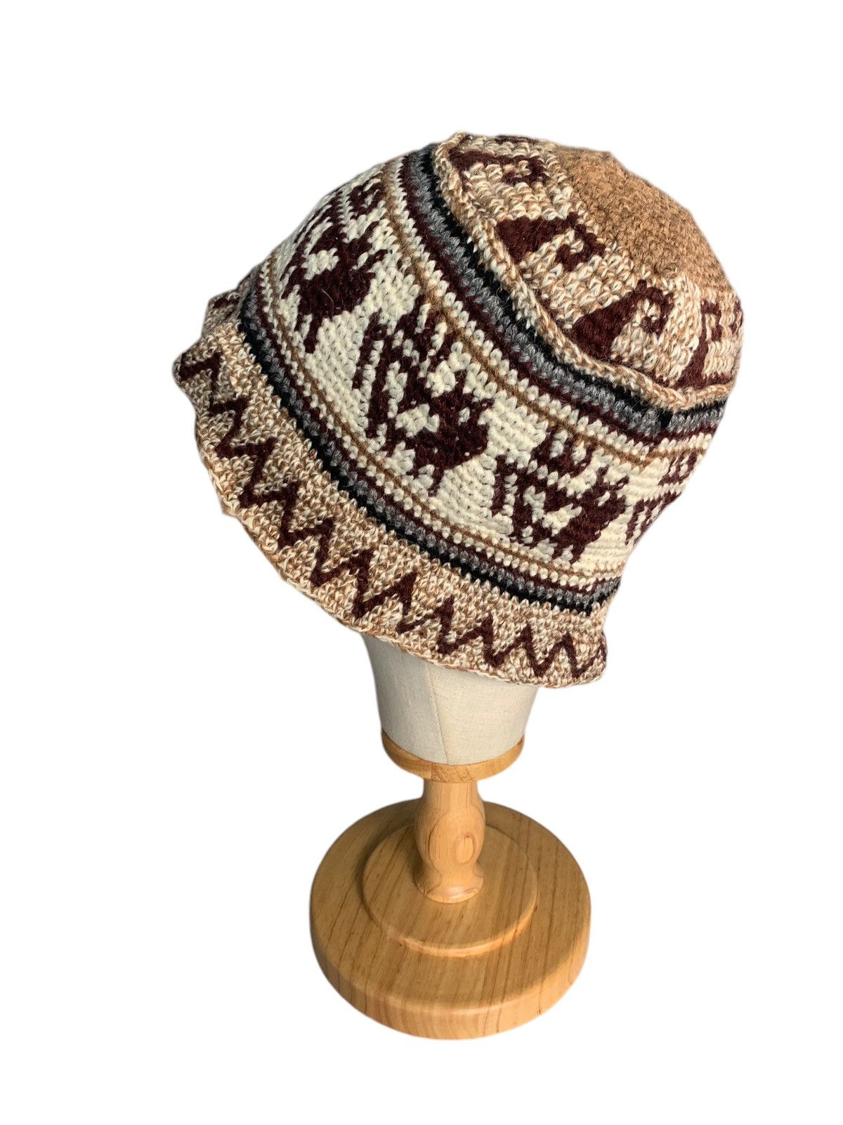 Handmade × Japanese Brand HIPPIES STYLE Rare Design crochet Knit Bucket Hats Size ONE SIZE - 6 Thumbnail