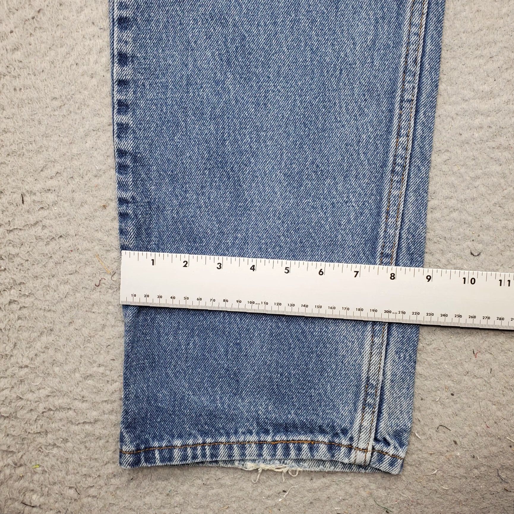Levi's Levi's 505 Jeans Mens 38x29 Blue Denim Medium Wash Straight Leg Regular Fit Casual Size US 38 / EU 54 - 5 Thumbnail