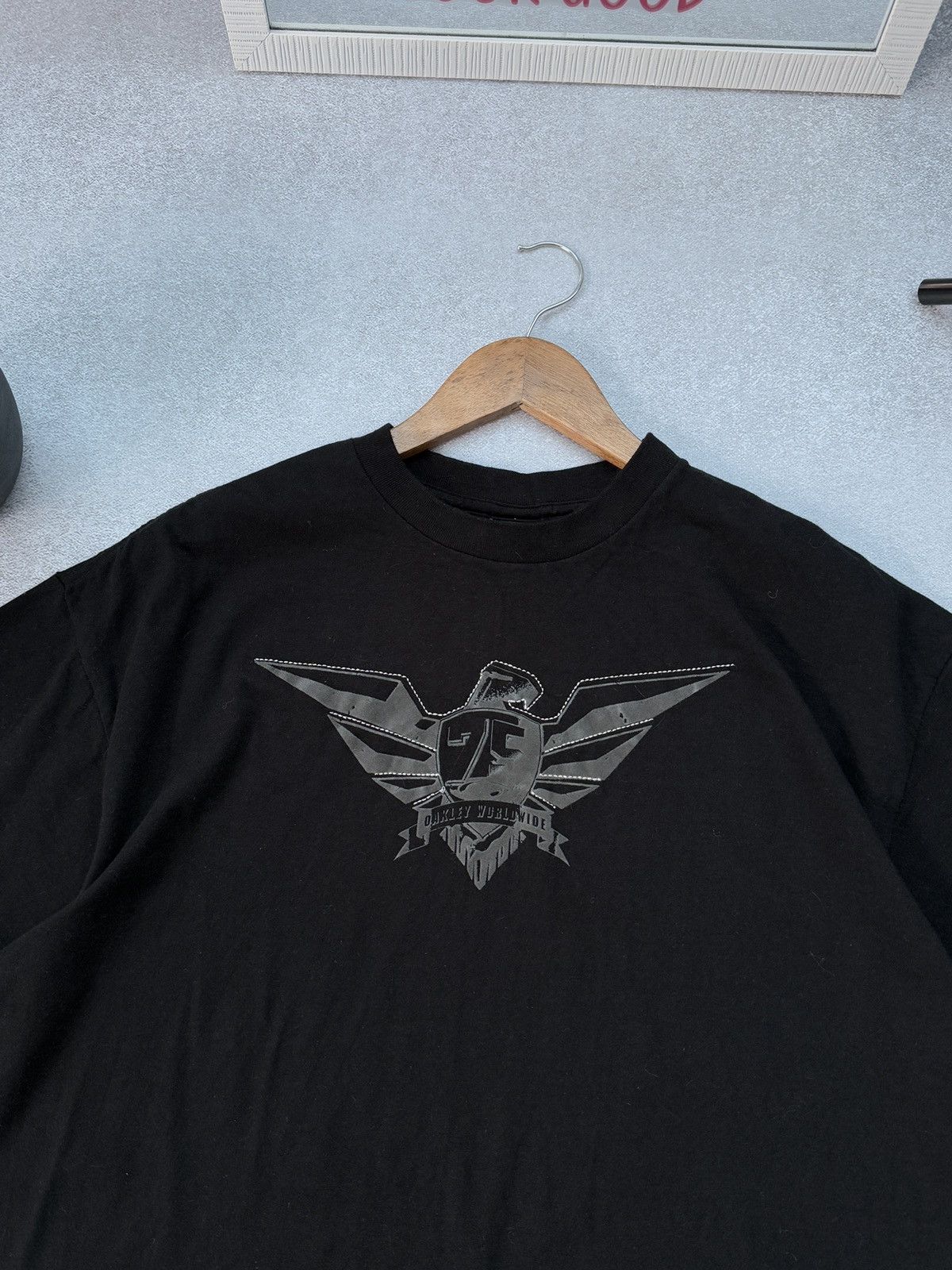 Oakley Oakley Vintage T-Shirt World Wide 75 Black Men Outdoor Style Size US XL / EU 56 / 4 - 3 Thumbnail
