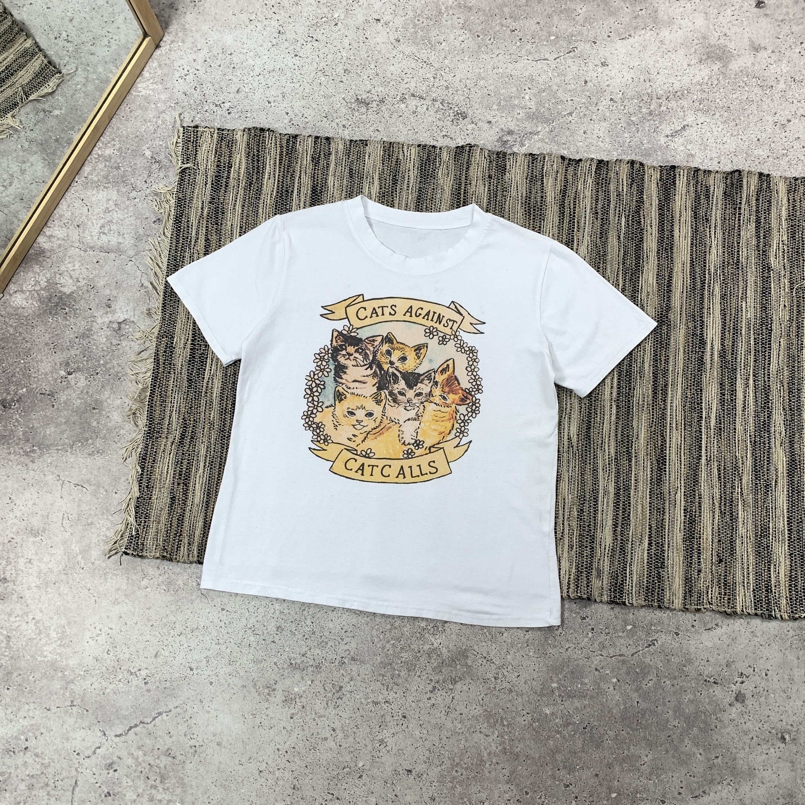 Vintage Vintage Cats Againts Catcalls 90s Graphic White Tee Shirt Size S / US 4 / IT 40 - 1 Thumbnail