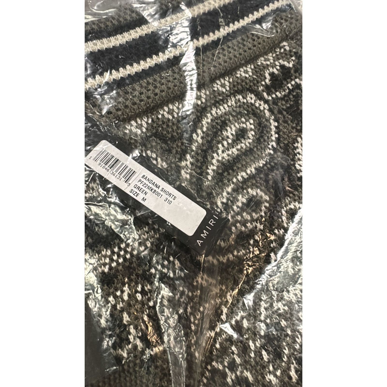 Amiri o1rshd1 Bandana Shorts in Green Size US 32 / EU 48 - 14 Thumbnail