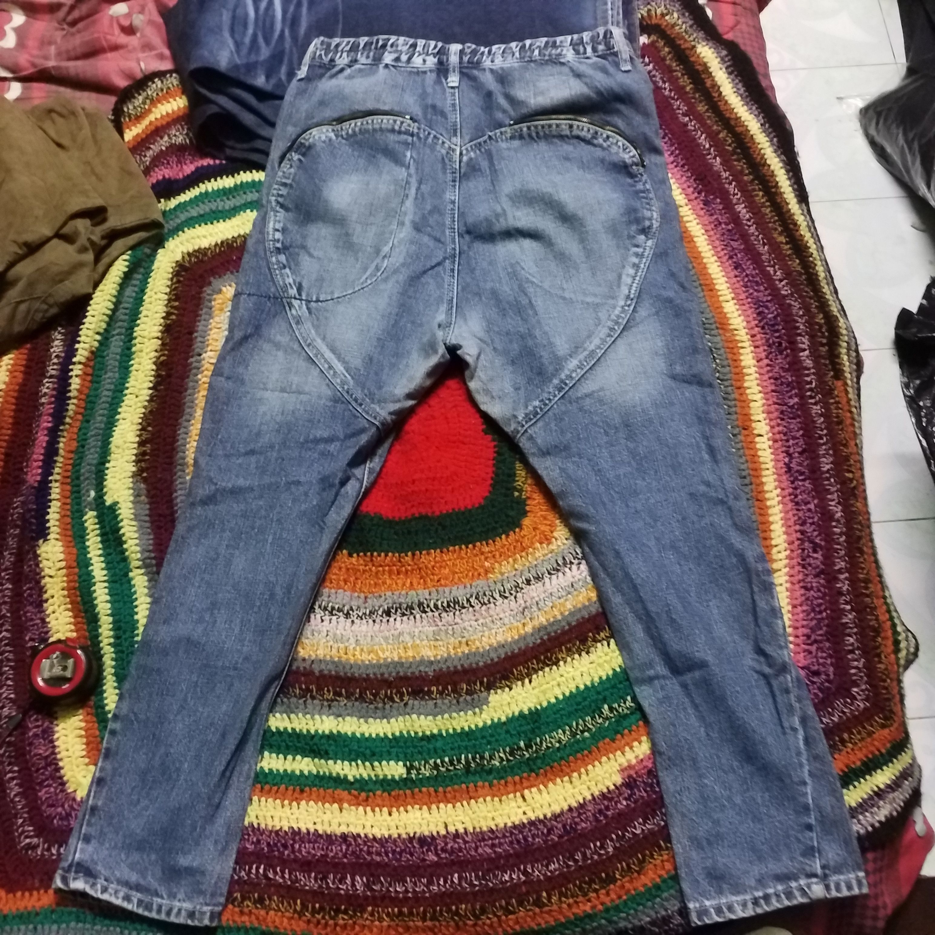 Japanese Brand DENIM LOVE BUTT DESIGN BIG BACK POCKET Size 32" / US 10 / IT 46 - 1 Thumbnail
